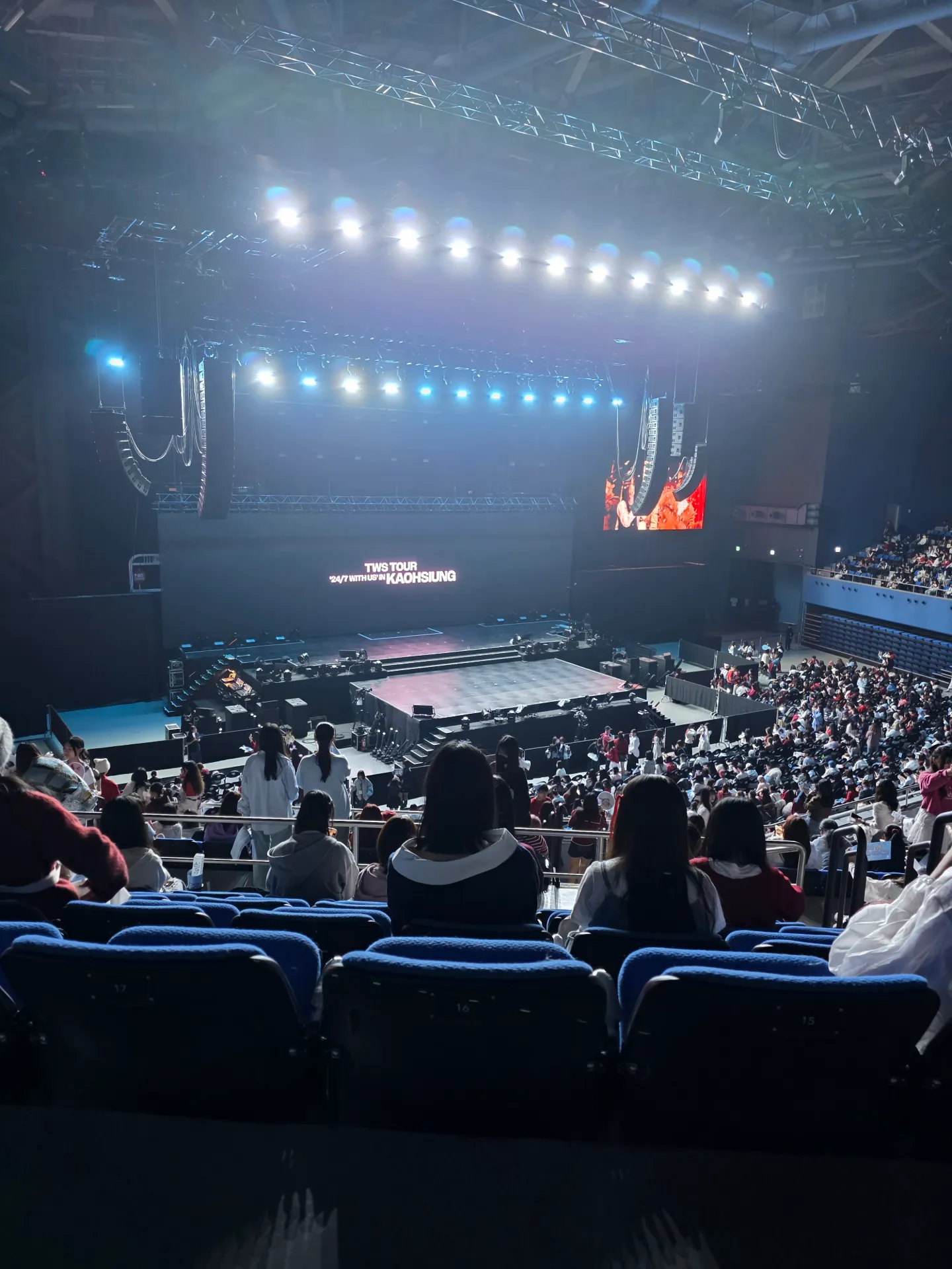 高雄流行音樂中心 自動建檔區域: kpm-2d2 12排16號 視野照片 - TWS TOUR ’24/7：WITH：US’ IN KAOHSIUNG