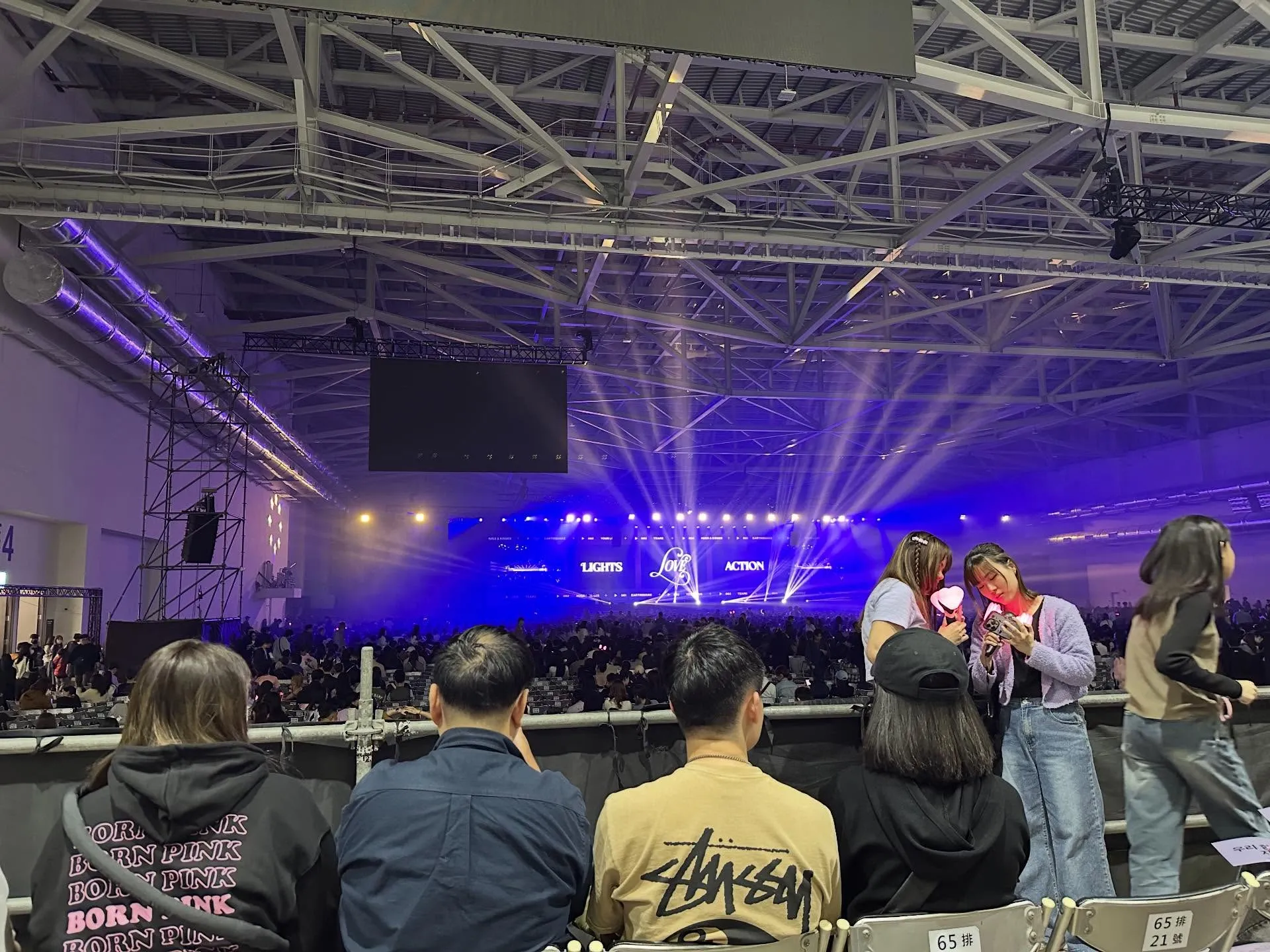 桃園會展中心 C1 區 67排18號 視野照片 - 2025 JISOO ASIA TOUR："LIGHTS,LOVE,ACTION!" IN TAIPEI