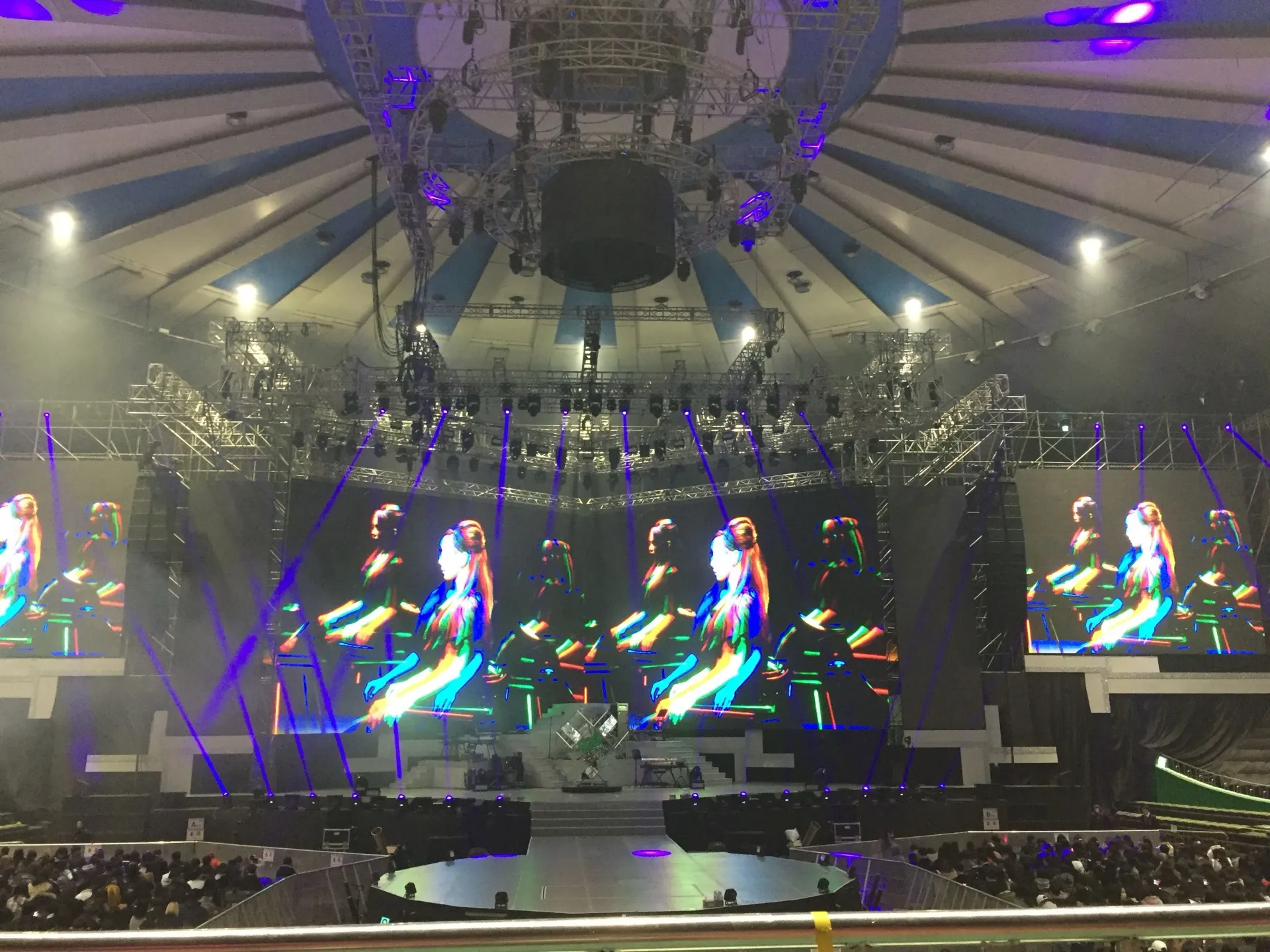 Jamsil Indoor Stadium 蠶室室內體育館 自動建檔區域: jis-14 4排1號 視野照片 - 's...one TAEYEON Concert in Seoul
