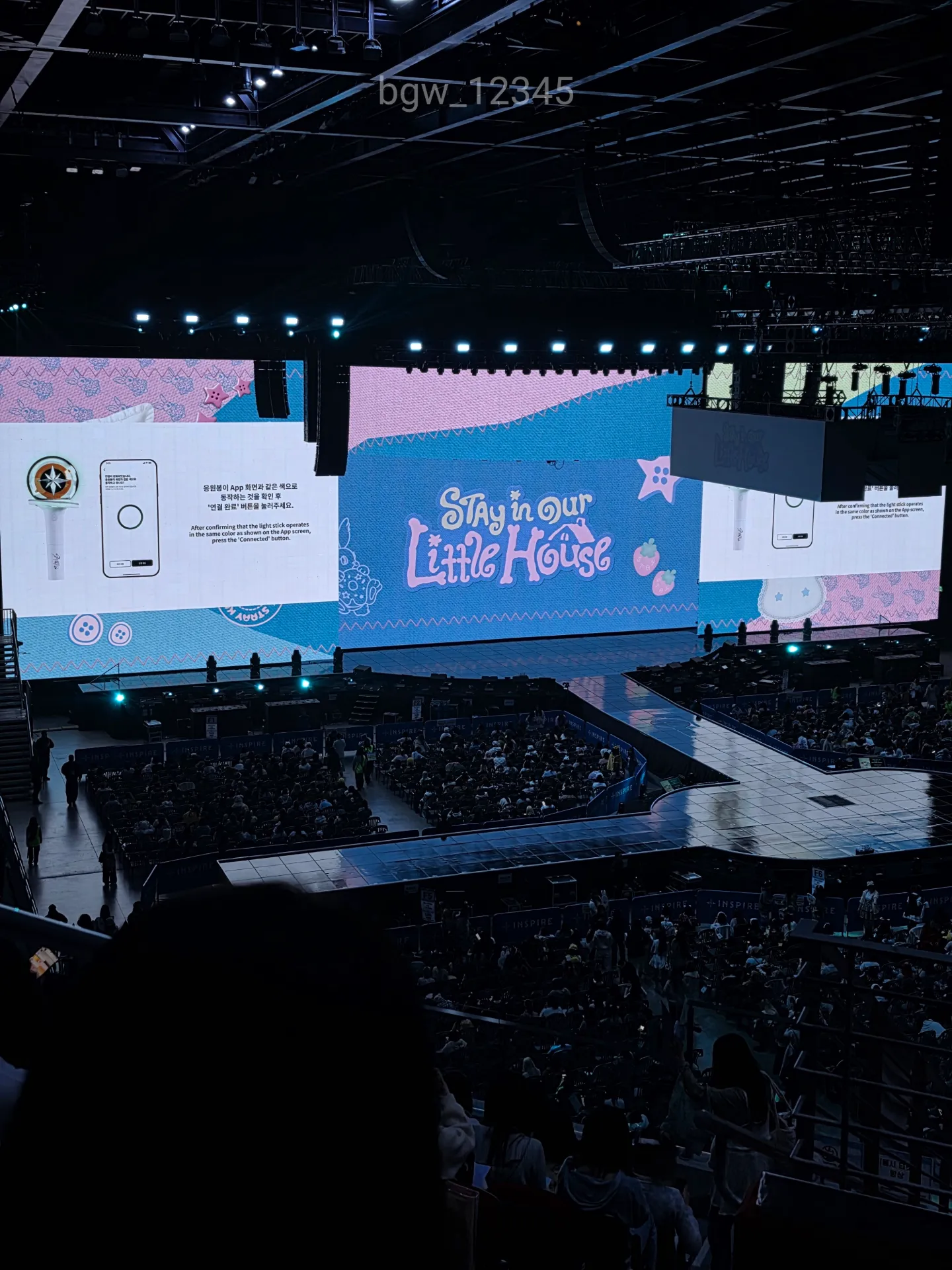 Inspire Arena 迎仕柏綜藝館 自動建檔區域: ins-309 L排44號 視野照片 - Stray Kids 6TH FANMEETING 'STAY in Our Little House'