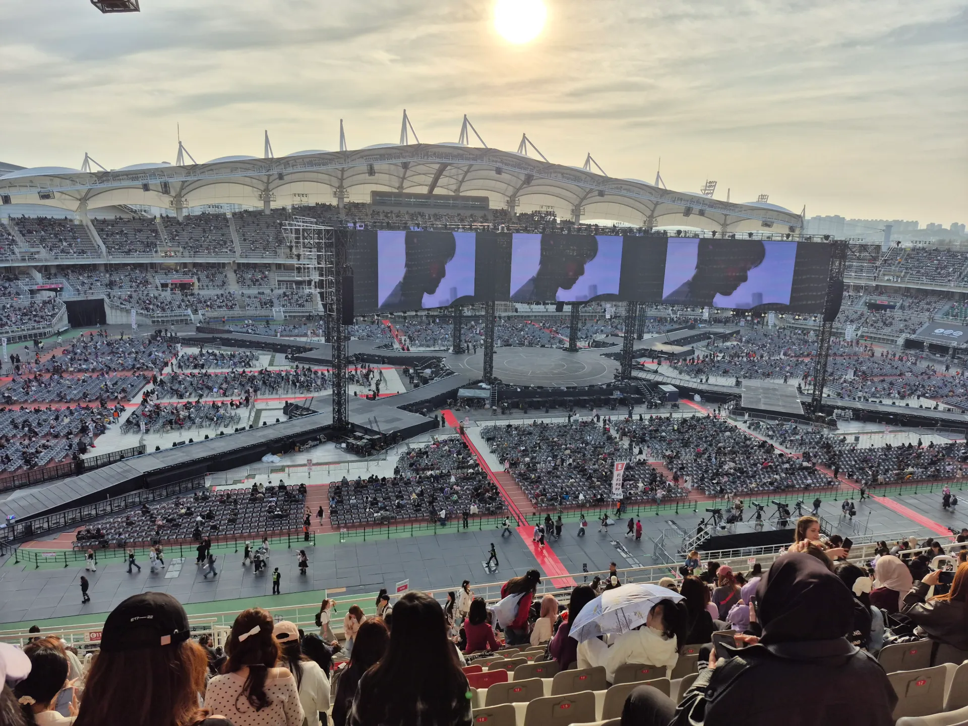 高陽體育館中央舞台 超猛: goyf-e11 視野照片 - BTS WORLD TOUR 'ARIRANG' IN GOYANG