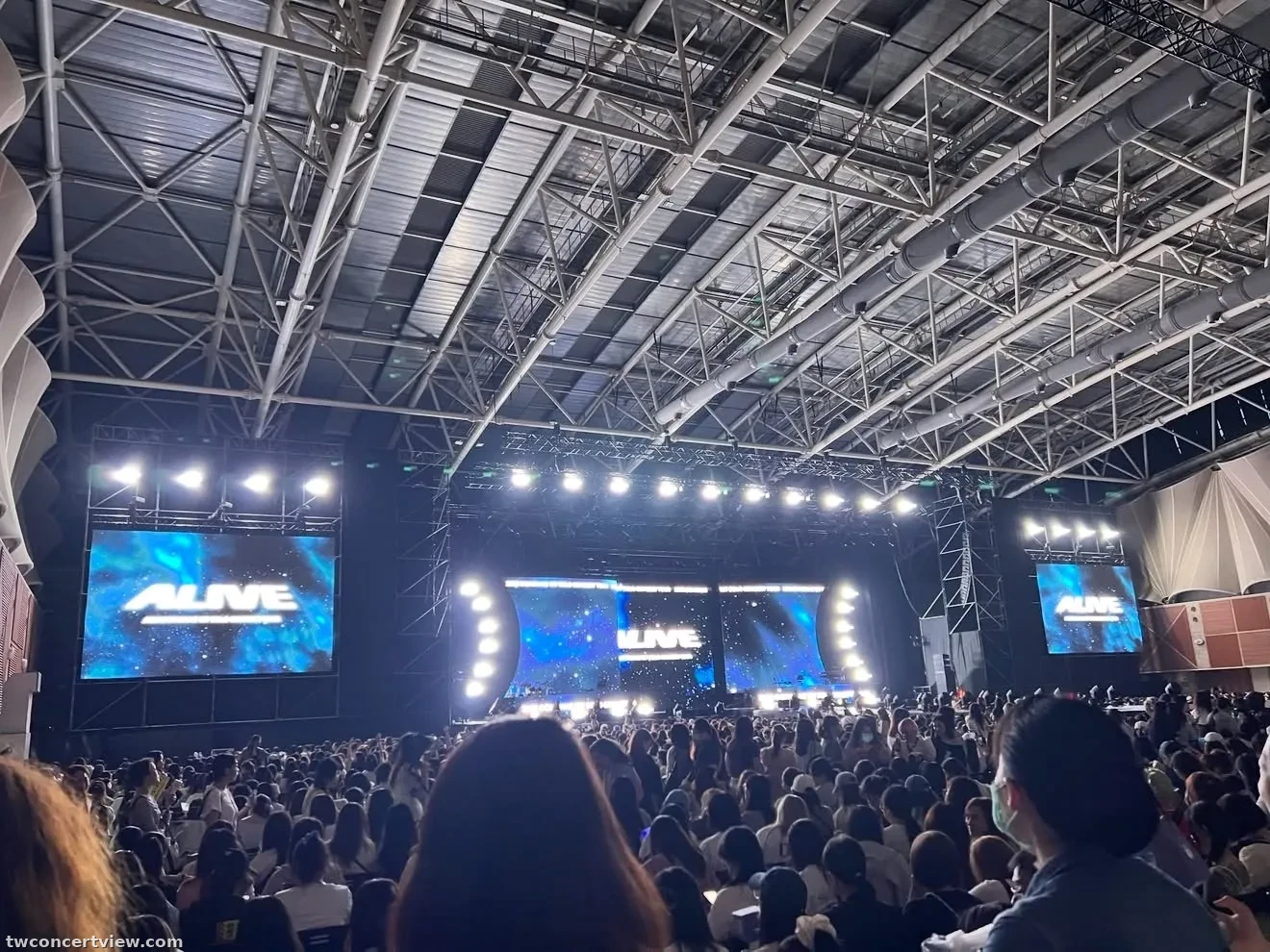五股工商展覽館 D1 區 36排8號 視野照片 - DONGHAE 1ST SOLO CONCERT