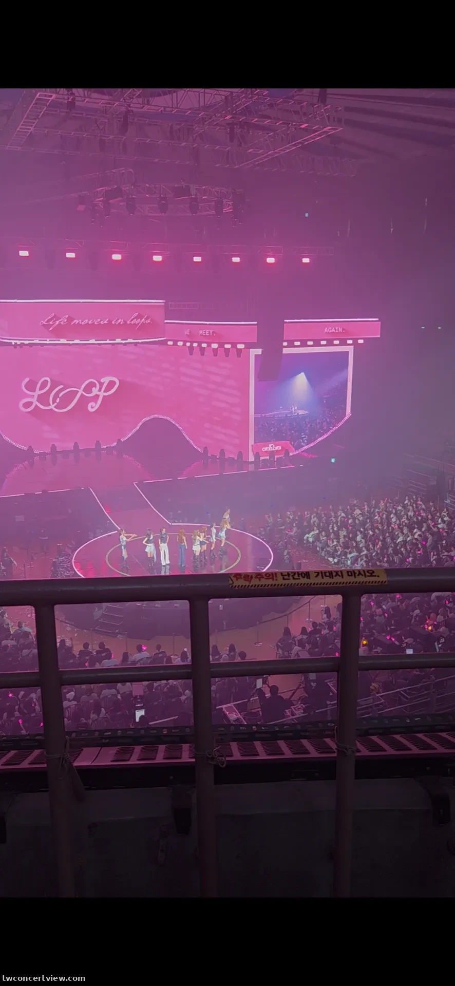 Jamsil Indoor Stadium 蠶室室內體育館 32 區 2排14號 視野照片 - 2026 I.O.I Concert Tour:Loop in Seoul