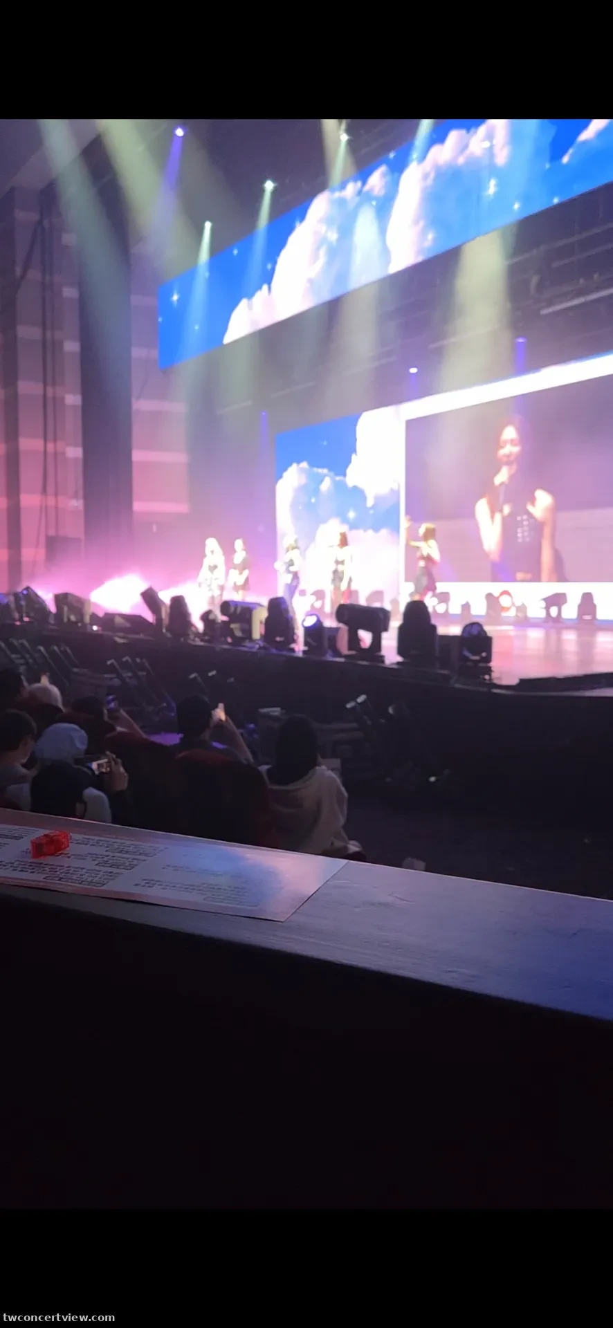 TICC 2MF-R Zona Baris 4, Kursi 40 foto pemandangan kursi - 2026 EXID Concert EXID:EXtra ID