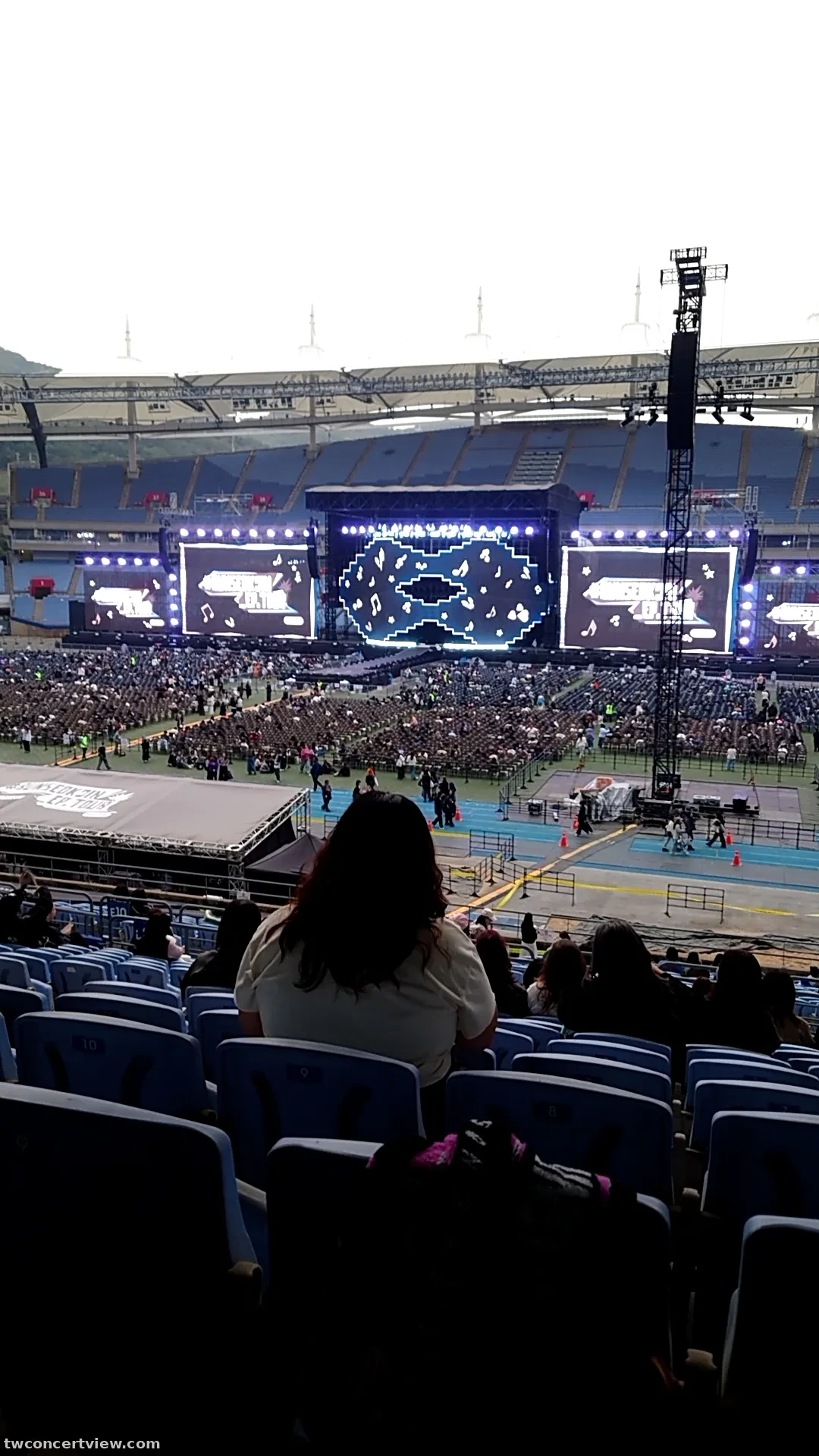 仁川文鶴競技場 E19 區 13排8號 視野照片 - #RUNSEOKJIN_EP.TOUR_ENCORE