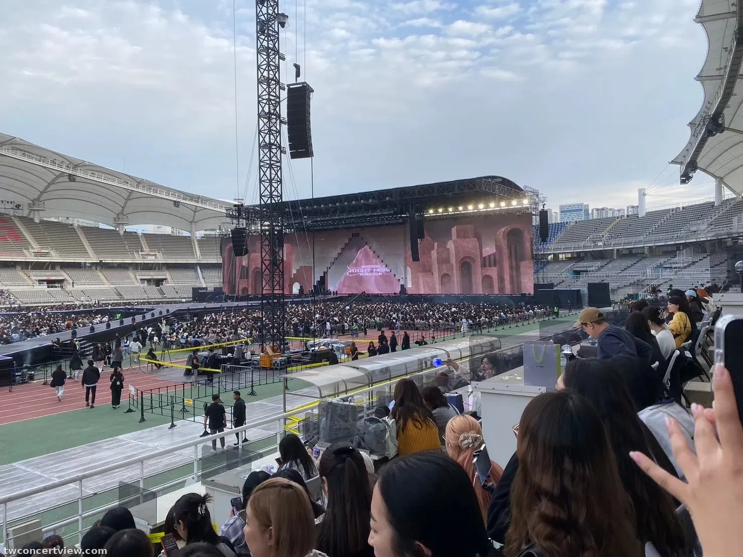 高陽體育館 (Goyang Gymnasium) W2 區 9排排7號號 視野照片 - SEVENTEEN [RIGHT HERE] WORLD TOUR