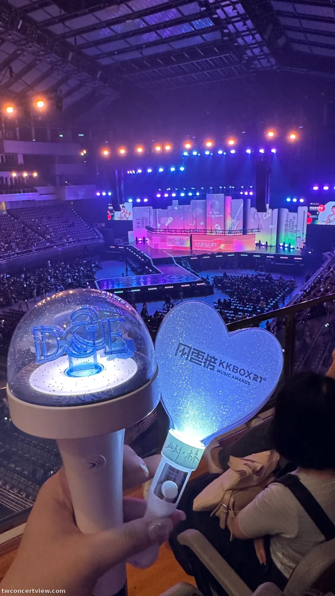 Taipei Arena Kuning-3A Zona Baris 2, Kursi 7 foto pemandangan kursi - The 21st KKBOX Music Awards
