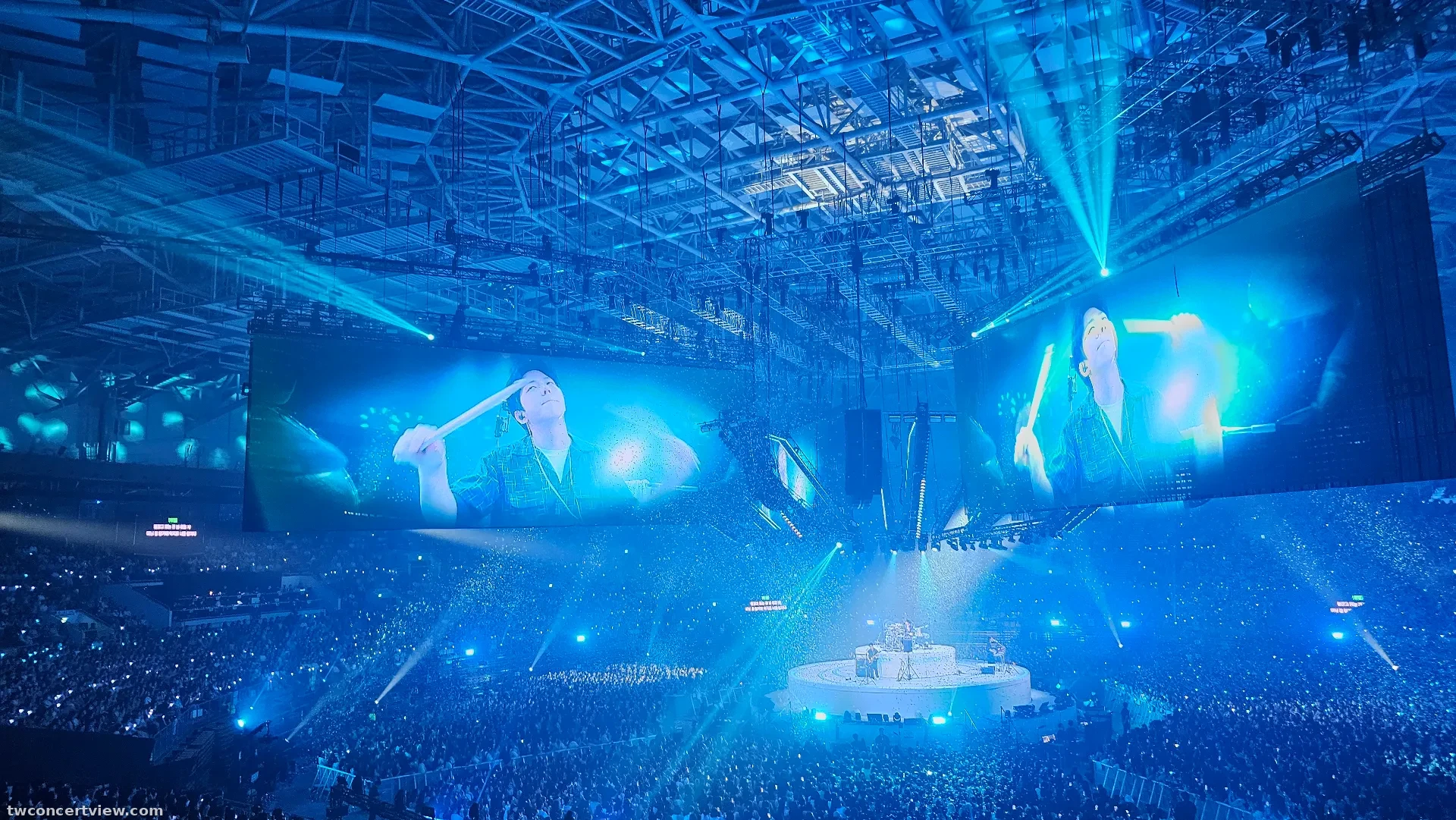 KSPO Dome 40 โซน แถว 8 ภาพวิวที่นั่ง - DAY6 10th Anniversary Tour〈The DECADE〉FINALE in SEOUL