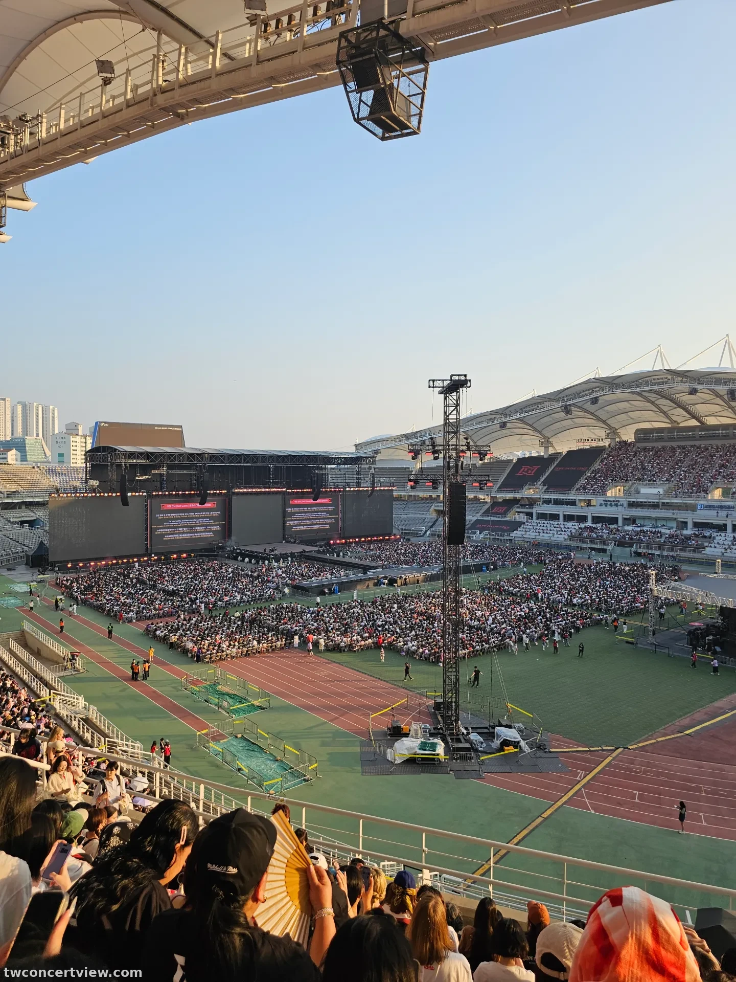高陽體育館 (Goyang Gymnasium) E7 區 11排6號 視野照片 - J-HOPE HOPE ON THE STAGE