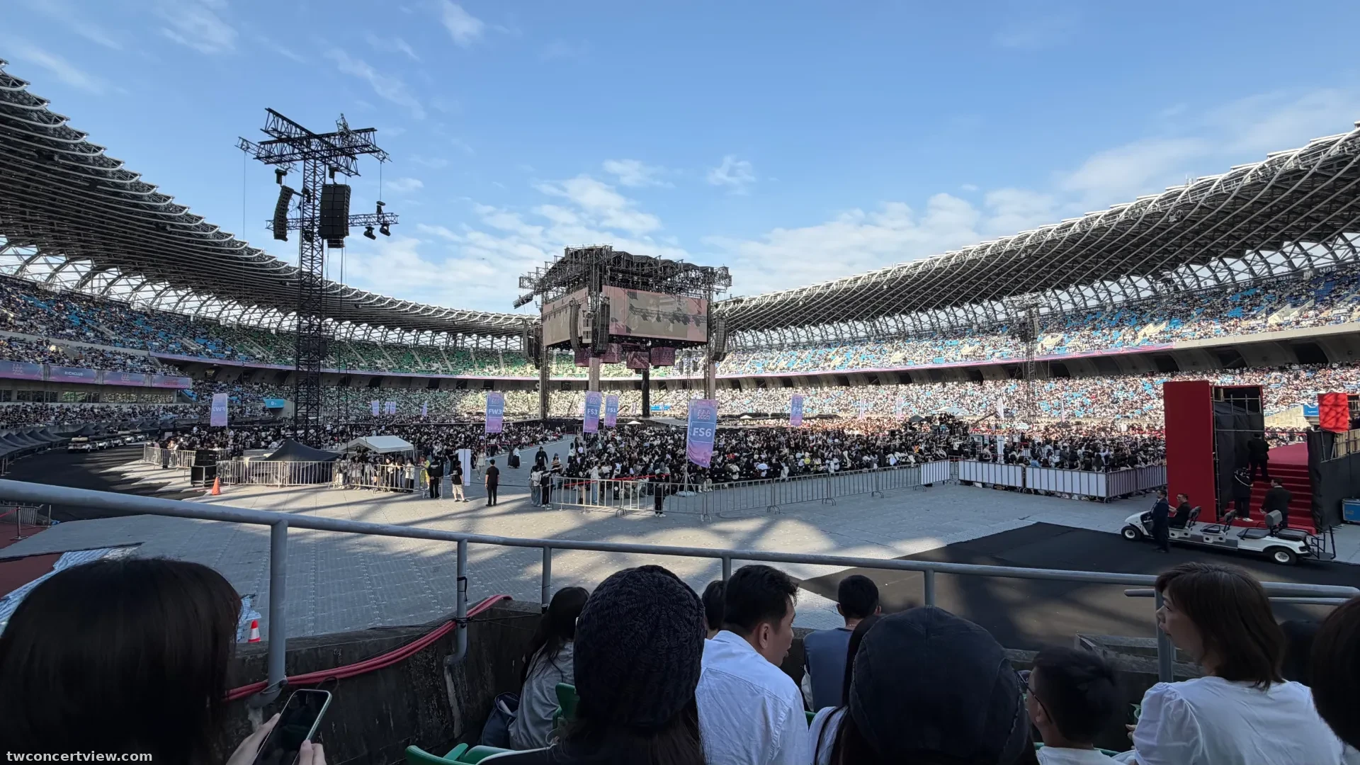 Kaohsiung National Stadium (AAA) A03 6列128番 座席からの眺め - AAA