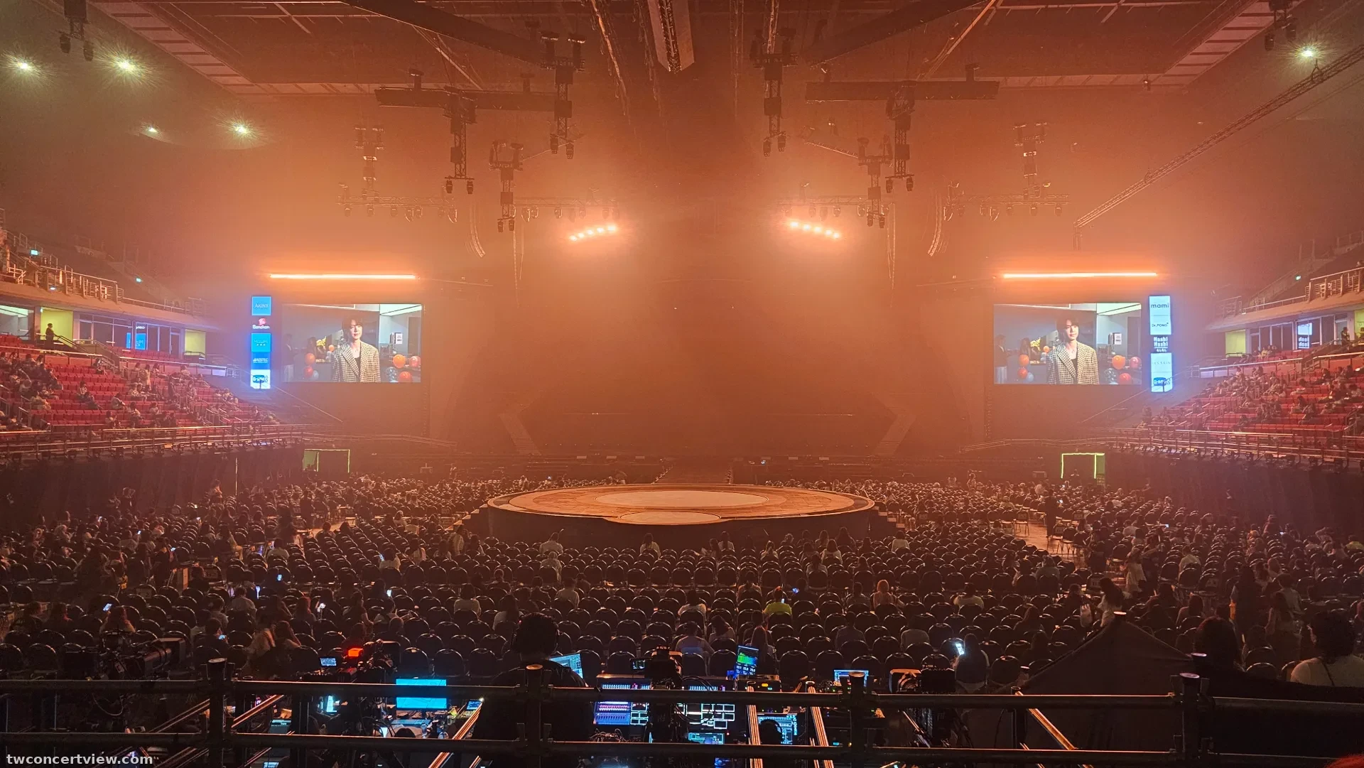 IMPACT Arena SH 區 2排6號 視野照片 - POND PHUWIN Space Soul-dyssey CONCERT