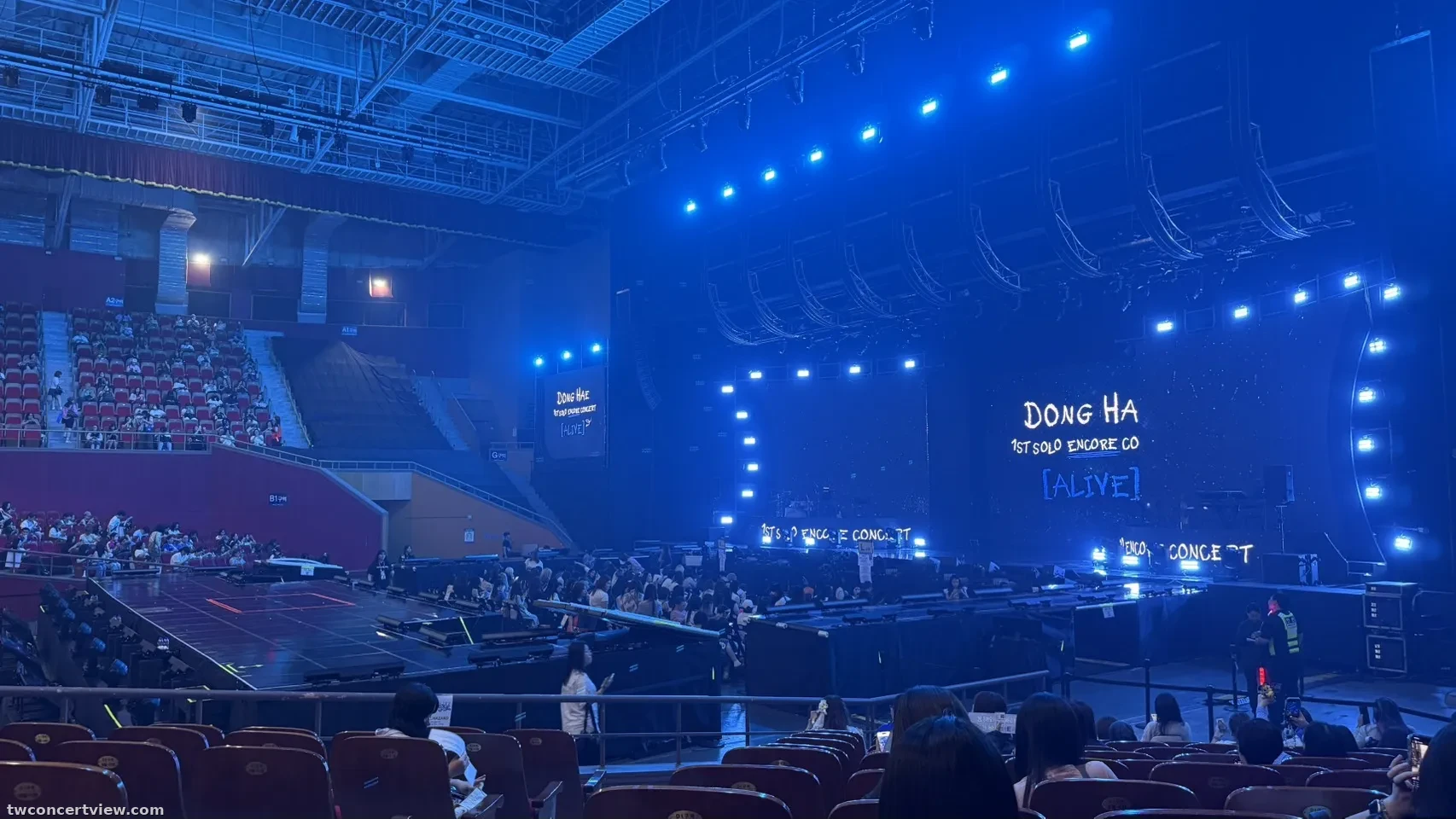 Olympic Hall Section D1 แถว 13 ที่นั่ง 9 ภาพวิวที่นั่ง - 2026 DONGHAE 1ST SOLO ENCORE CONCERT [ALIVE] in SEOUL