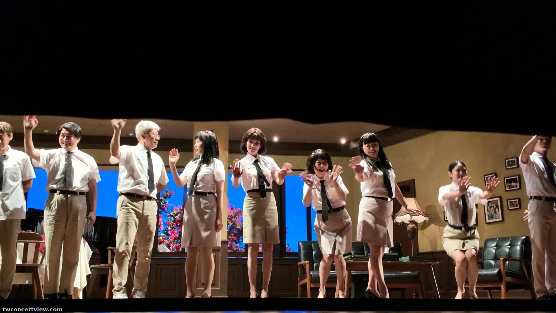 臺北表演藝術中心 大劇院 4樓A1/A2區 樂池 1排1號 視野照片 - 同學會!同鞋~