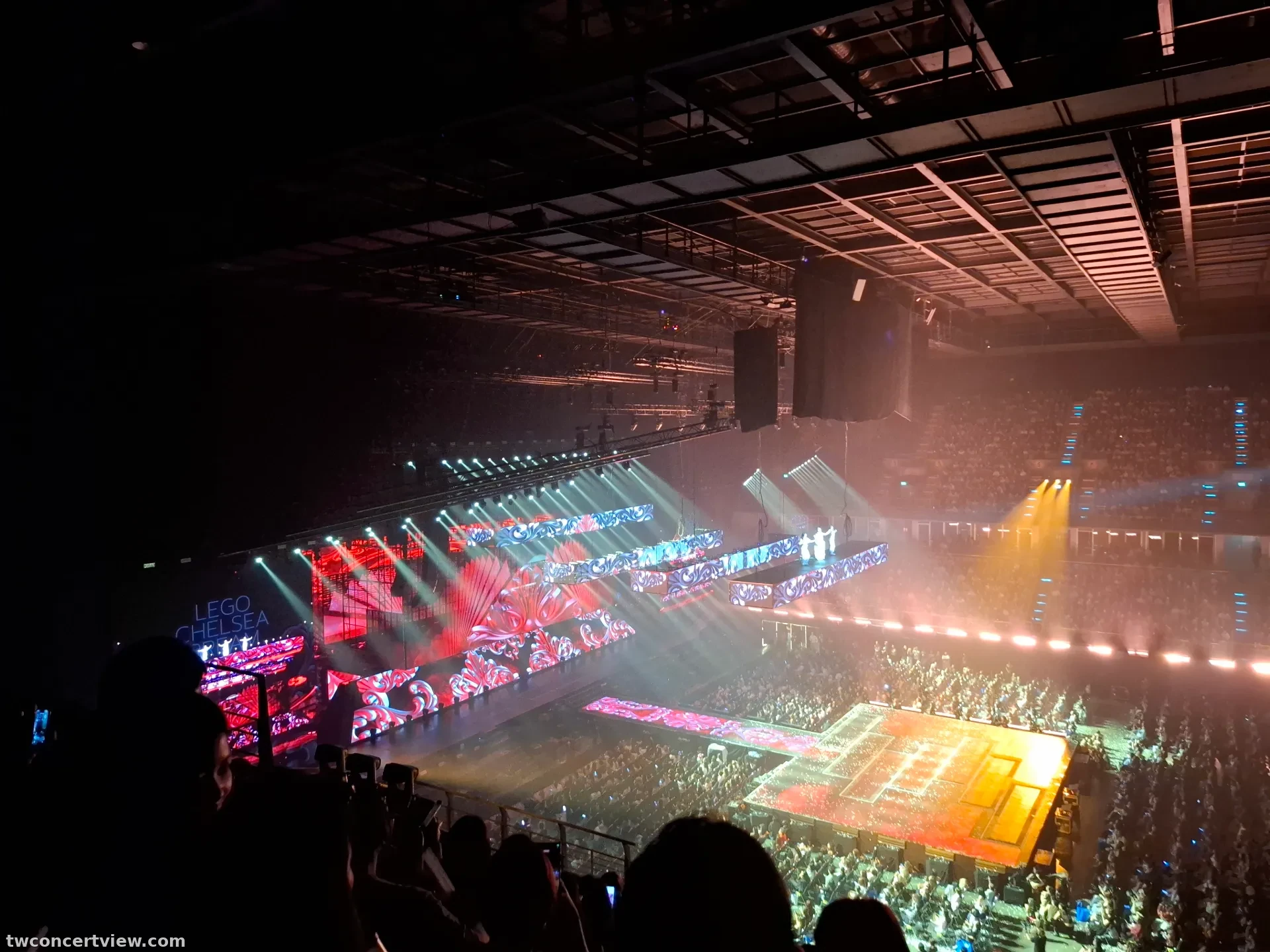 IMPACT Arena D โซน แถว L ที่นั่ง 18 ภาพวิวที่นั่ง - Riser Concert The First Rise