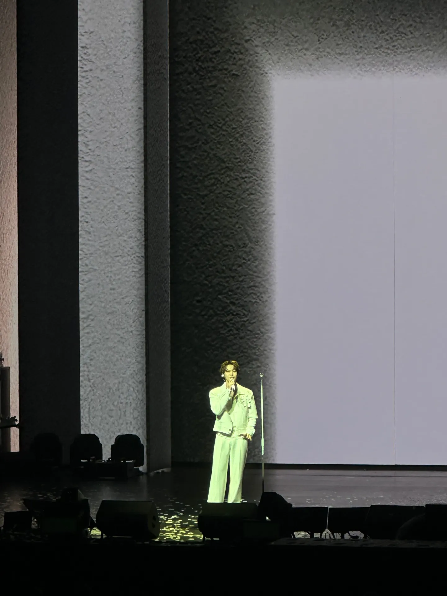 台北流行音樂中心 2 E 3排8號 視野照片 - DOYOUNG DOORS