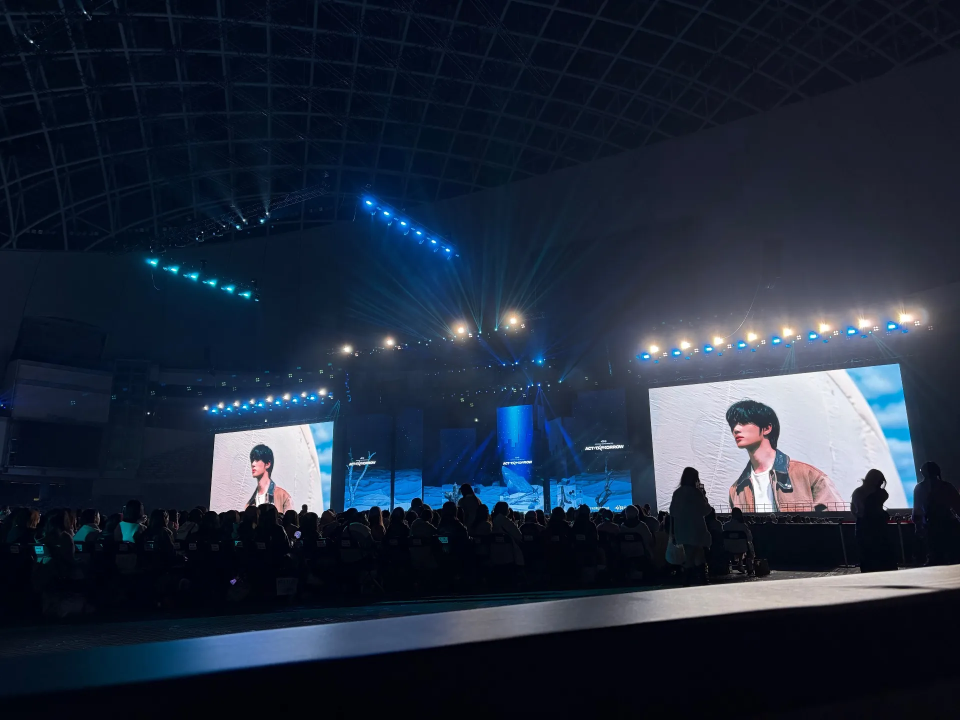 台北大巨蛋 105 2排排18號號 視野照片 - <ACT:TOMORROW>IN TAIPEI