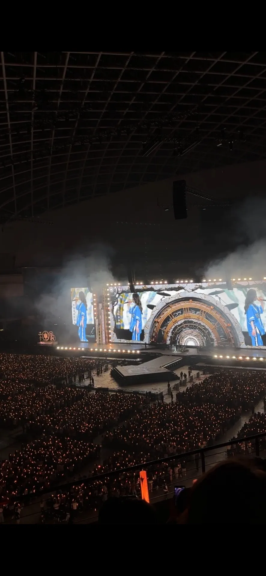台北大巨蛋 303 5排排18號號 視野照片 - G.E.M.鄧紫棋 I AM GLORIA 世界巡迴演唱會 2.0 - 台北站