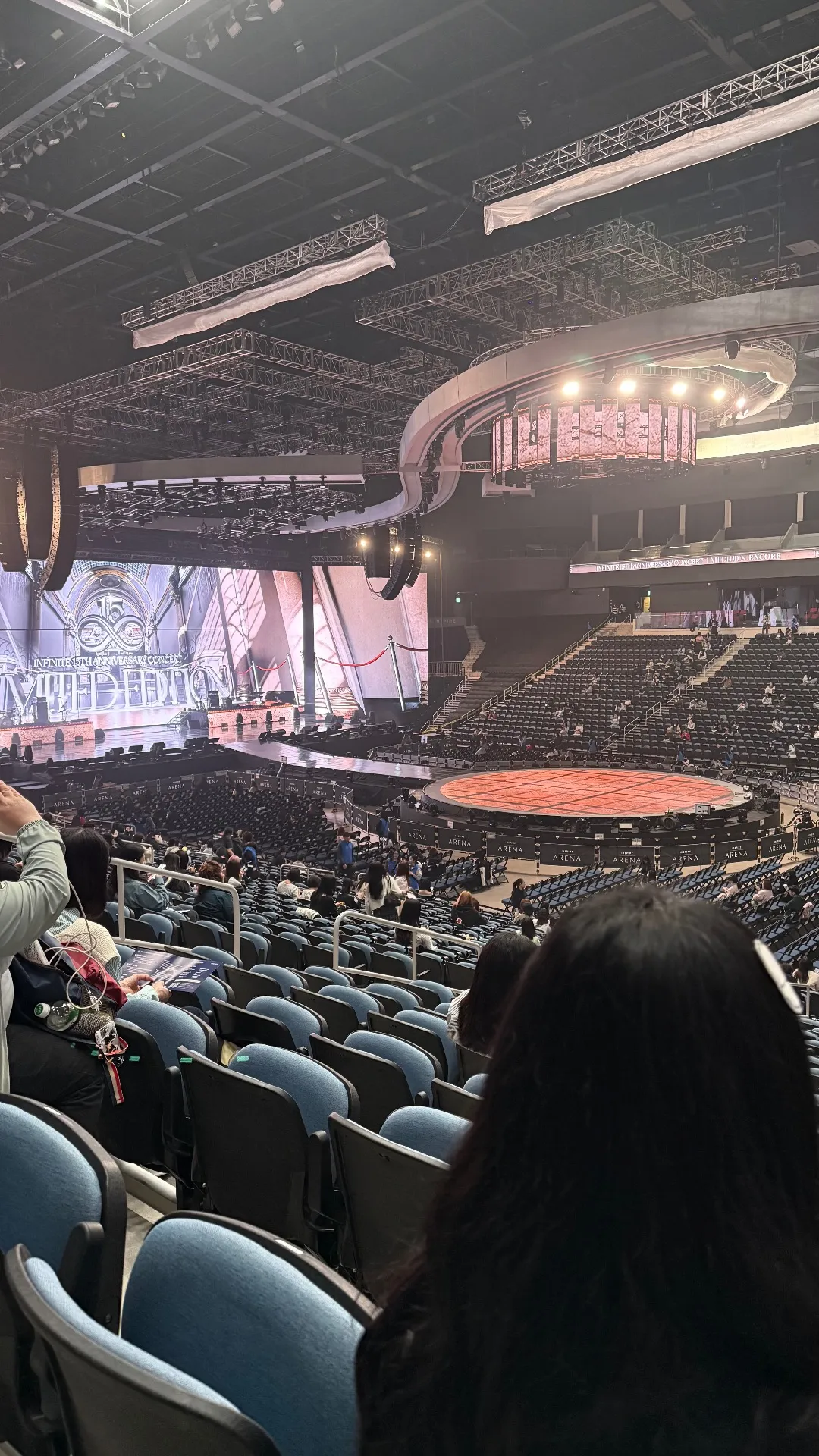 Inspire Arena 315 โซน แถว Row J ที่นั่ง Seat 11 ภาพวิวที่นั่ง