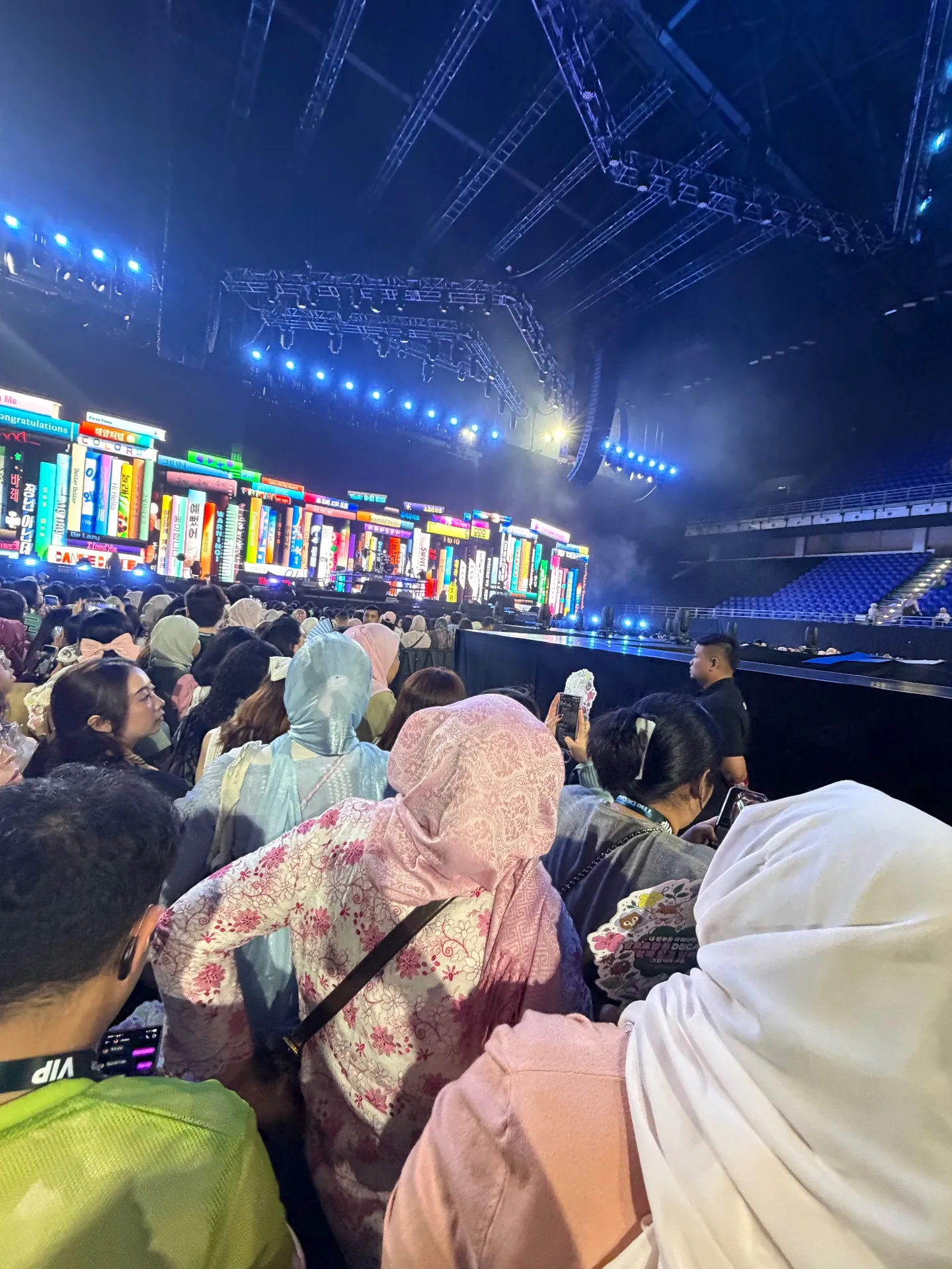 亞通體育館 (Axiata Arena)(Unifi Arena) 自動建檔區域: axa-floora 中排左號 視野照片 - DAY6 10th Anniversary Tour «The DECADE> in KUALA LUMPUR