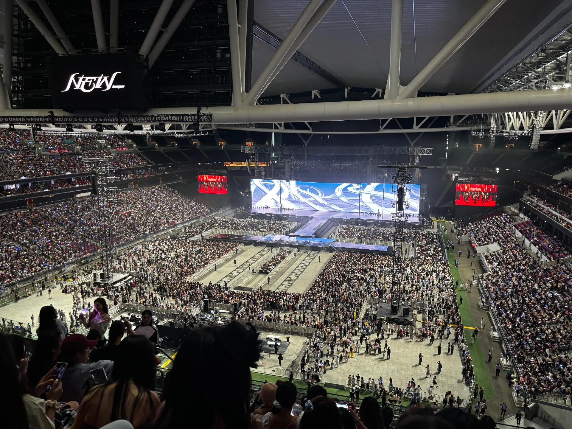 香港啟德主場館 (Kai Tak Main Stadium) 超猛: kts-12 HH排562號 視野照片 - Seventeen New