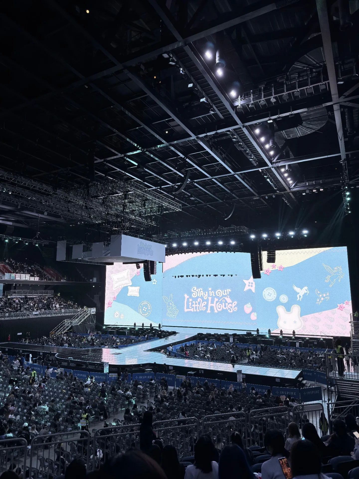 Inspire Arena 310 โซน แถว K ที่นั่ง 21 ภาพวิวที่นั่ง - Stray Kids STAY in Our Little House