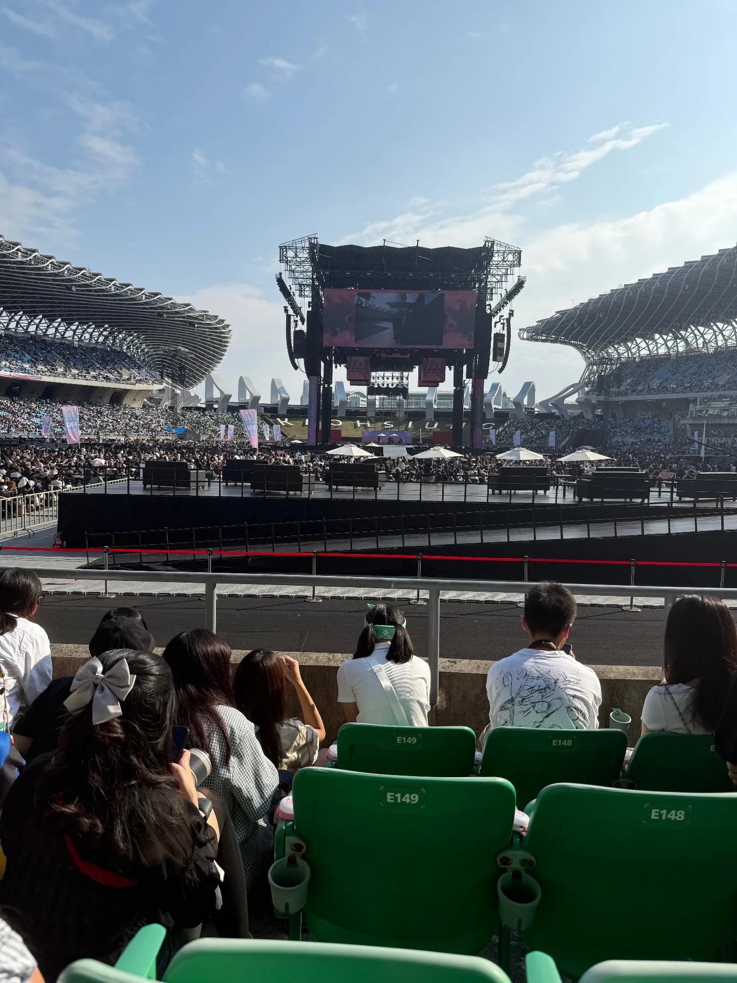 高雄世運主場館 E08 4排排150號號 視野照片 - 10th ANNIVERSARY ASIA ARTIST AWARDS 2025