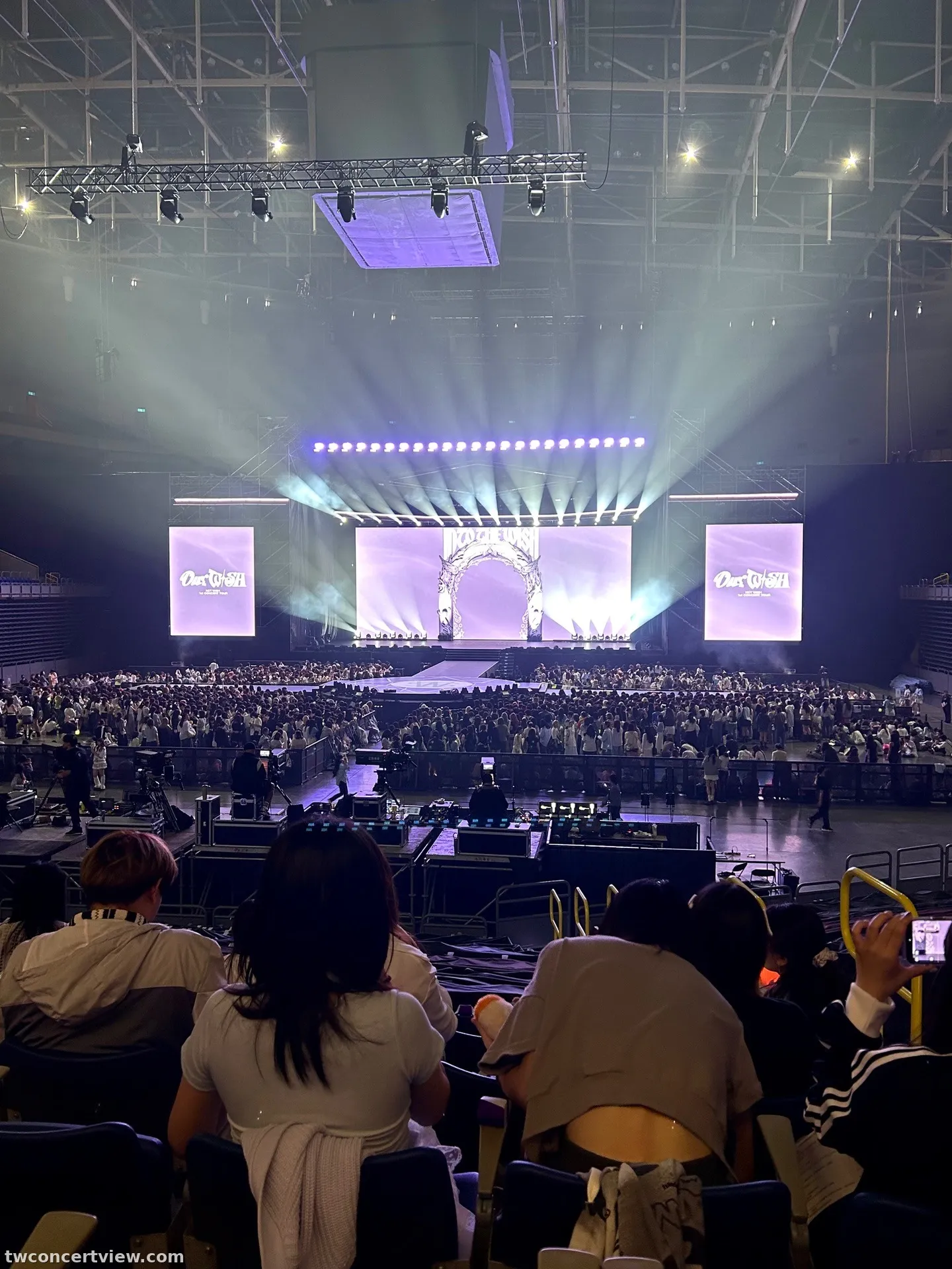 高雄巨蛋 自動建檔區域: kar-214 18排15號 視野照片 - NCT WISH 1st CONCERT TOUR ‘INTO THE WISH : Our WISH’ IN KAOHSIUNG