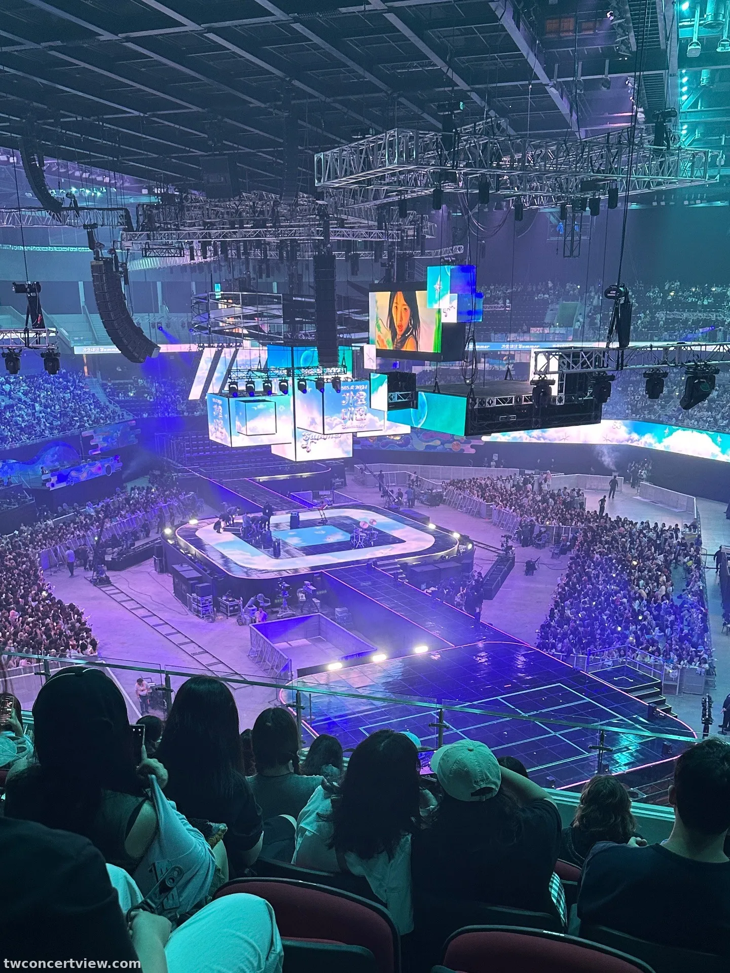 Inspire Arena 401 โซน แถว H ที่นั่ง 8 ภาพวิวที่นั่ง - 2024 SBS Gayo Daejeon Summer