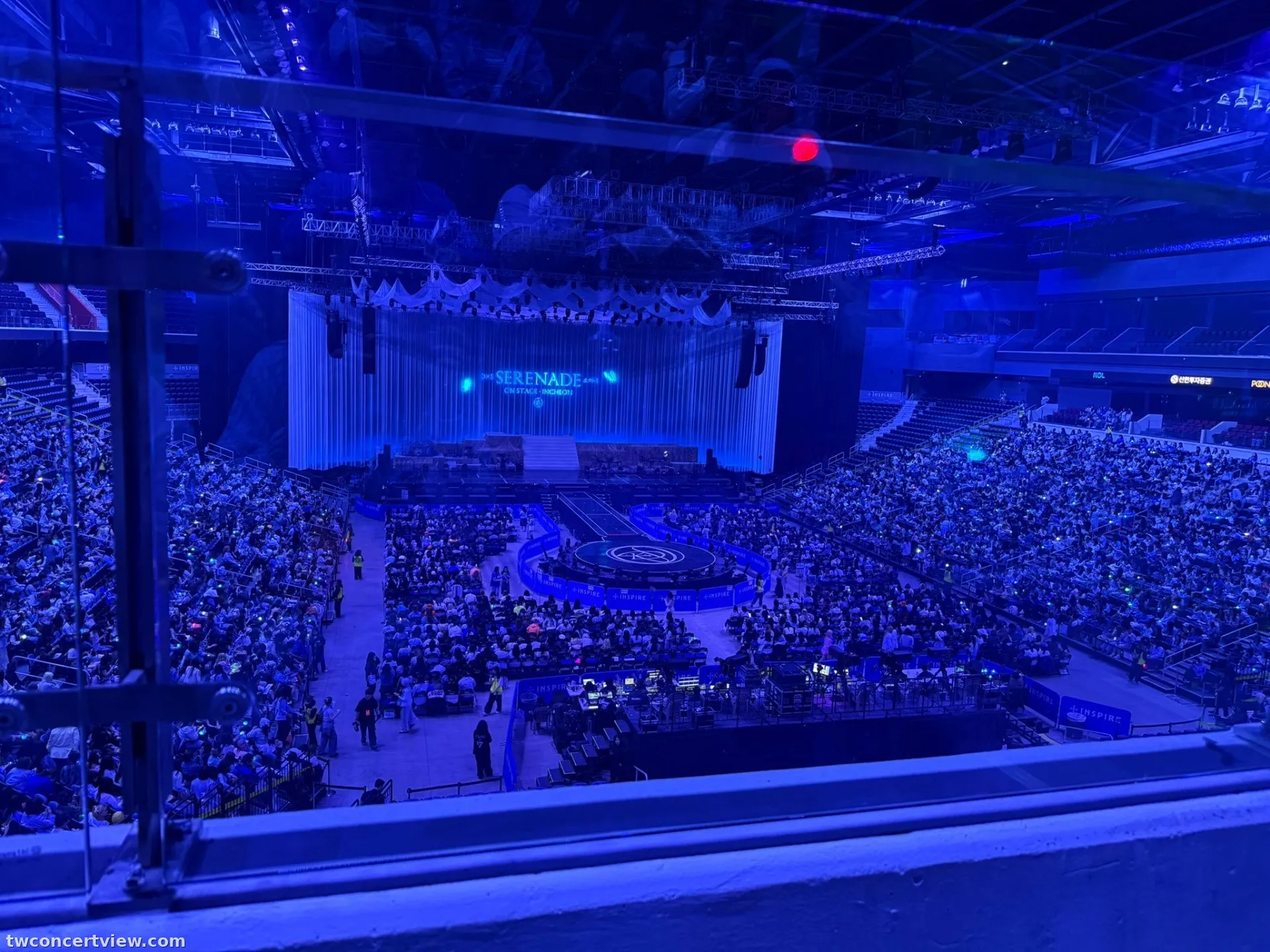 Inspire Arena 迎仕柏綜藝館 自動建檔區域: ins-413 A排3號號 視野照片 - DXS [SERENADE] ON STAGE - INCHEON