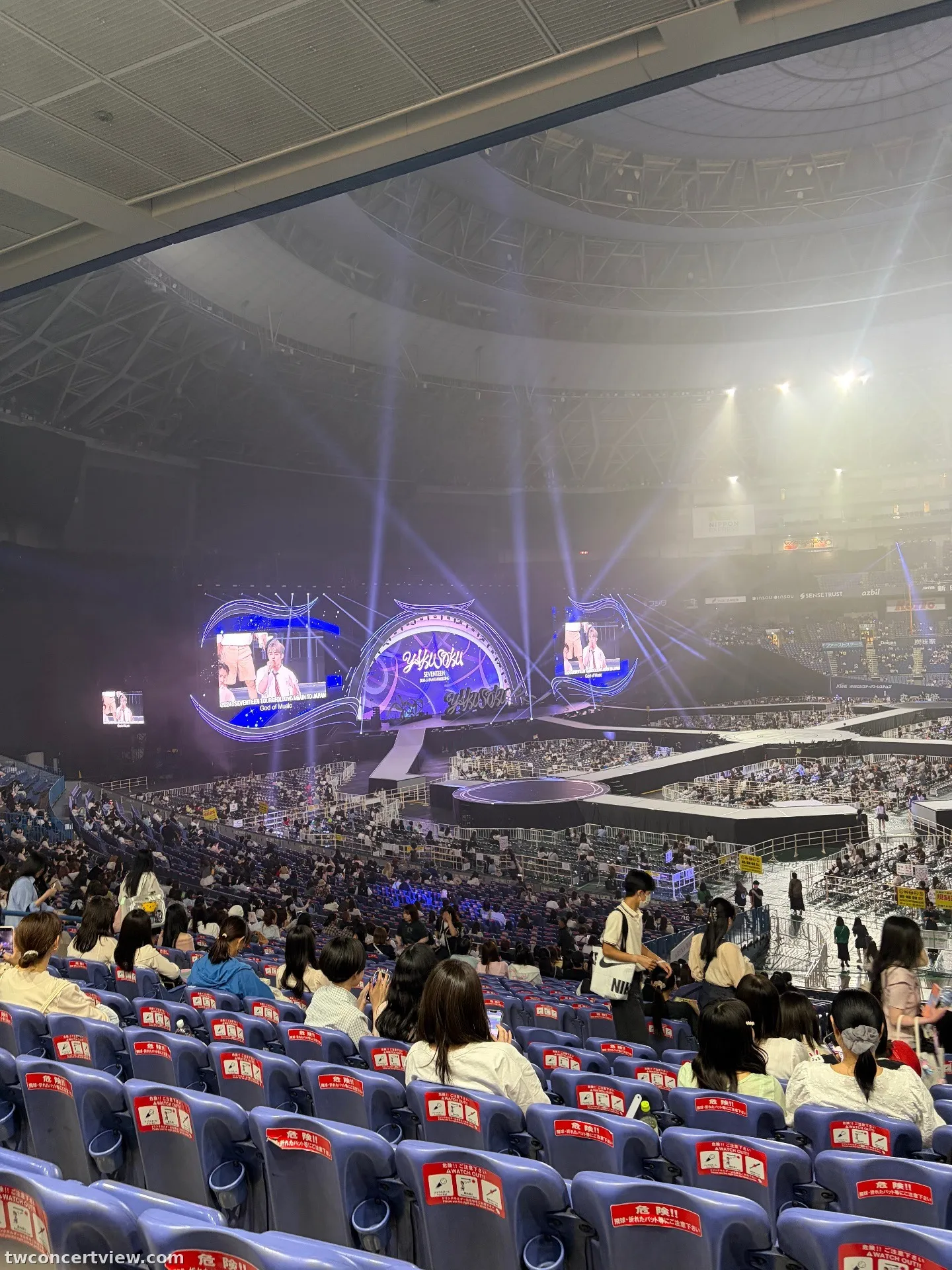 京瓷巨蛋 (Kyocera Dome Osaka) A281 區 25排285號 視野照片 - SEVENTEEN 「YAKUSOKU」FAN MEETING