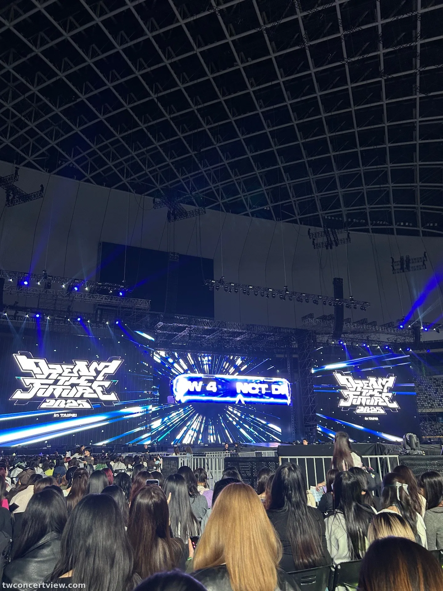 台北大巨蛋 H 區 中排右號 視野照片 - NCT DREAM DREAM THE FUTURE in TAIPEI