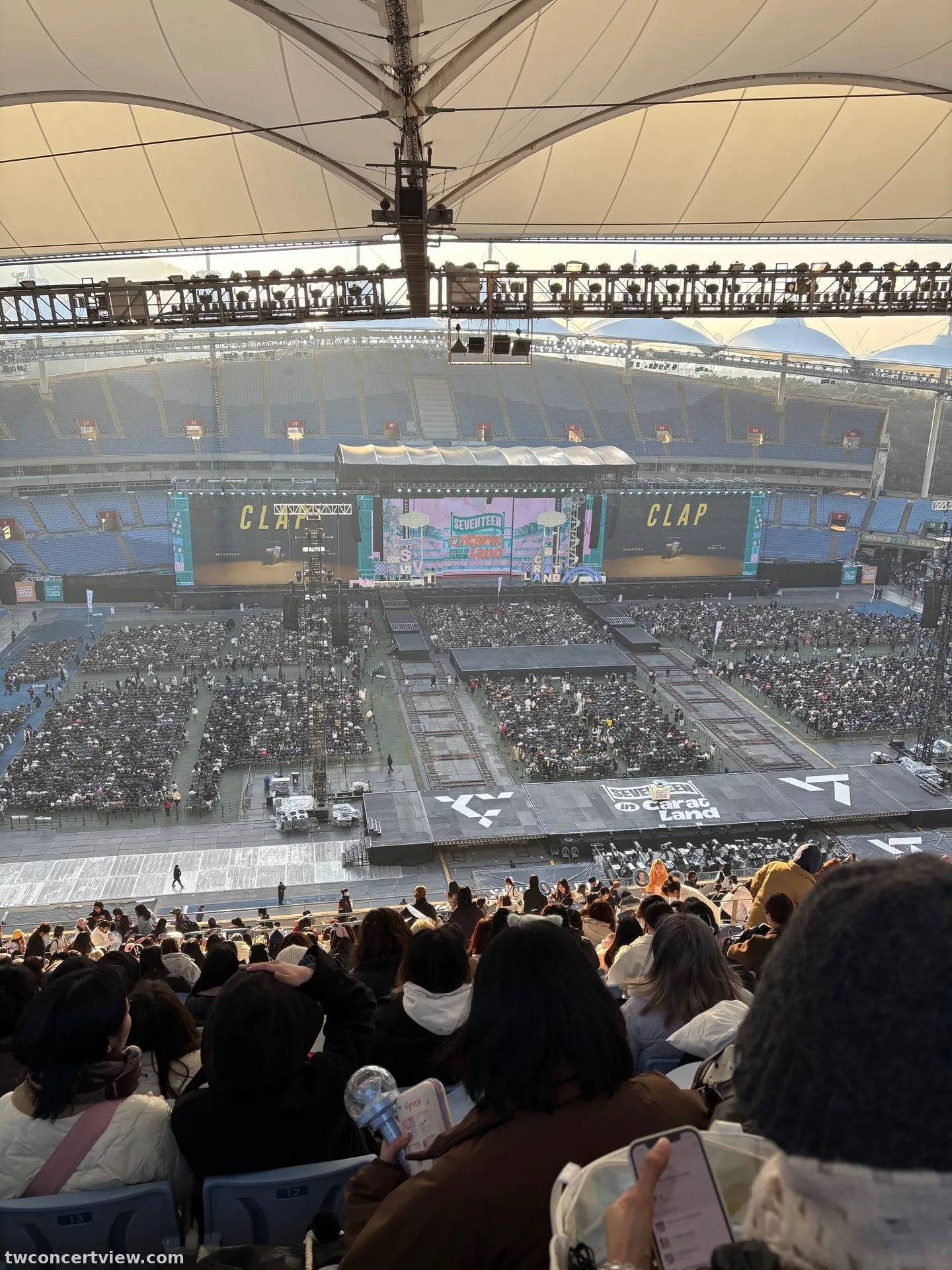 仁川文鶴競技場 E56 Row 28, Seat 12 seat view - 2025 SEVENTEEN IN CARAT LAND