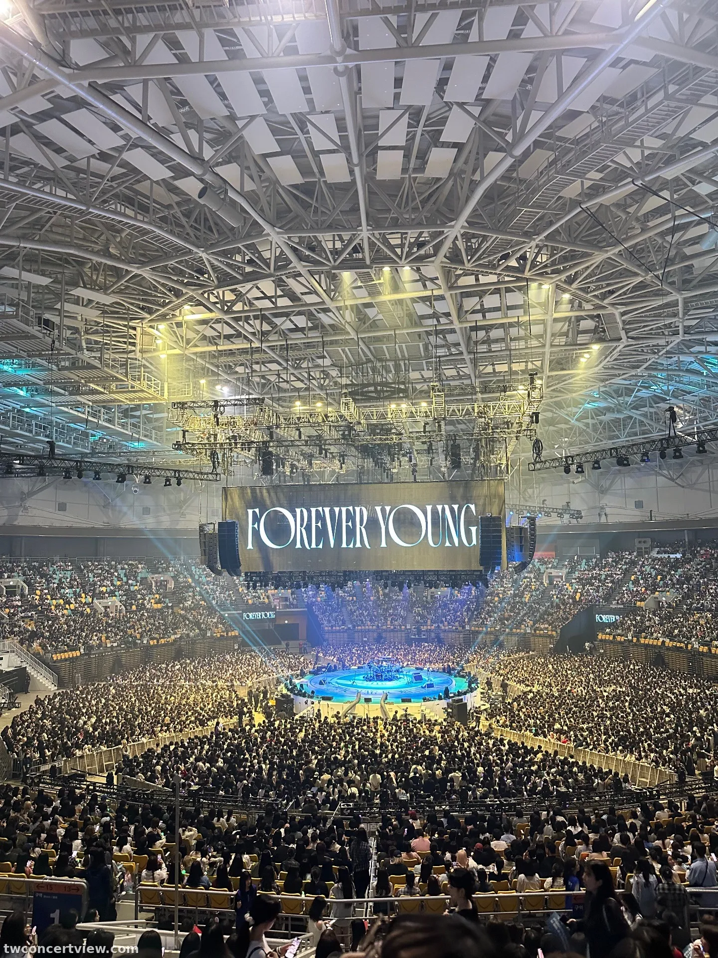 KSPO Dome 41 โซน แถว 13 ที่นั่ง 8 ภาพวิวที่นั่ง - DAY6 3rd World Tour FOREVER YOUNG Finale