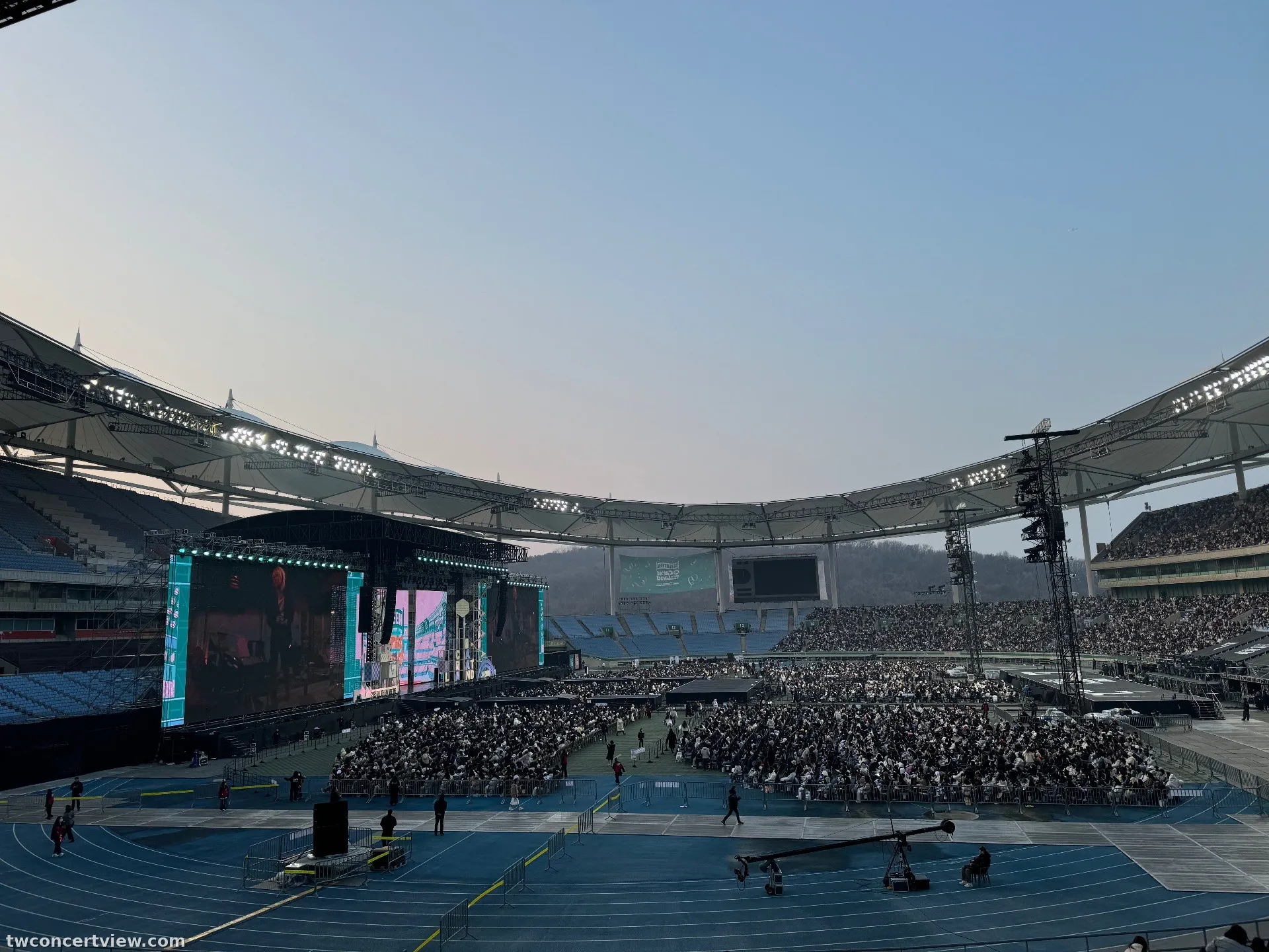 仁川文鶴競技場 S15 區 7排10號 視野照片 - 2025 SVT 9th FANMEETING