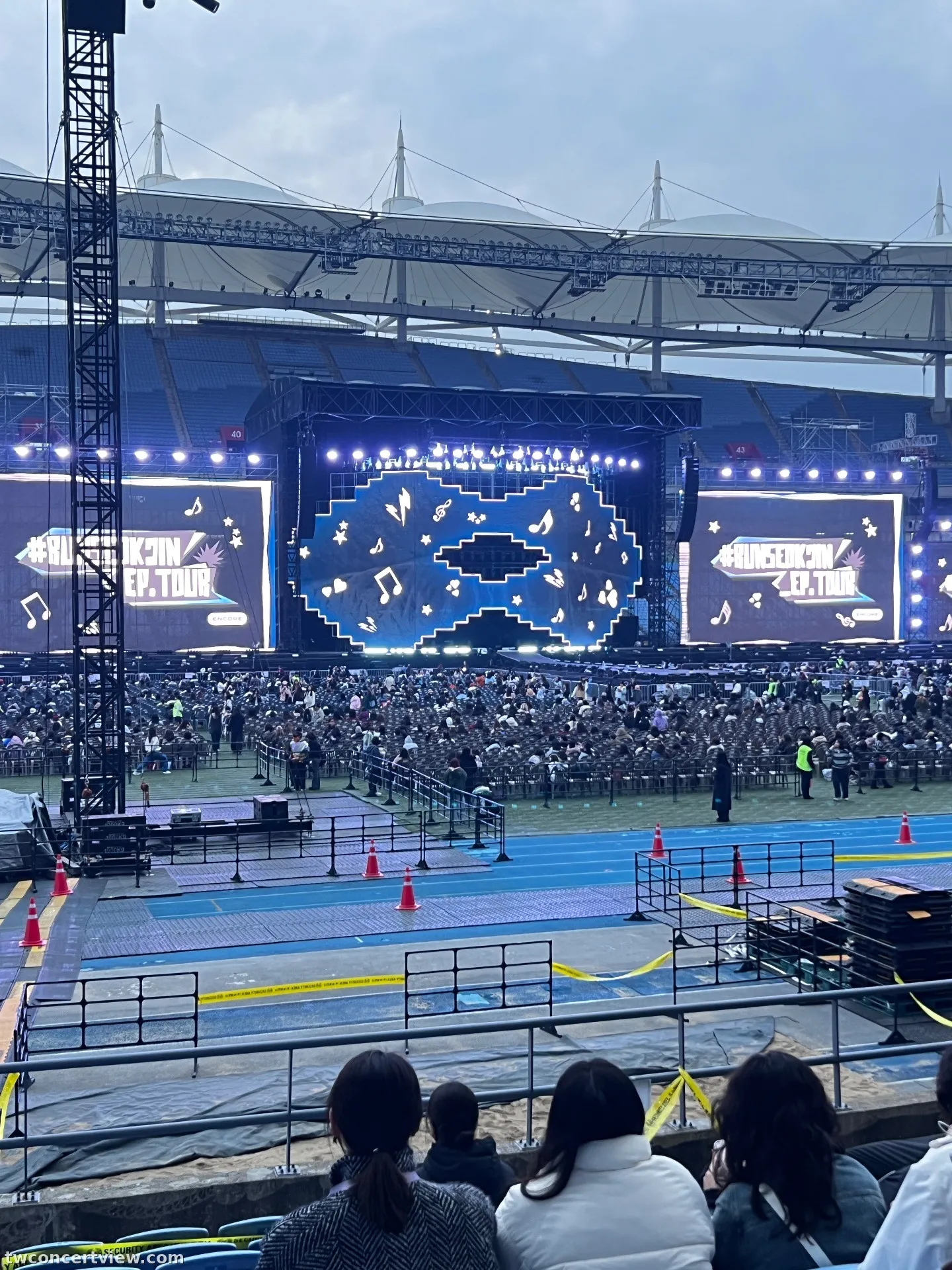 仁川文鶴競技場 E2 Row 10排, Seat 7號 seat view - RUNSEOKJIN_EP.tour_ENCORE