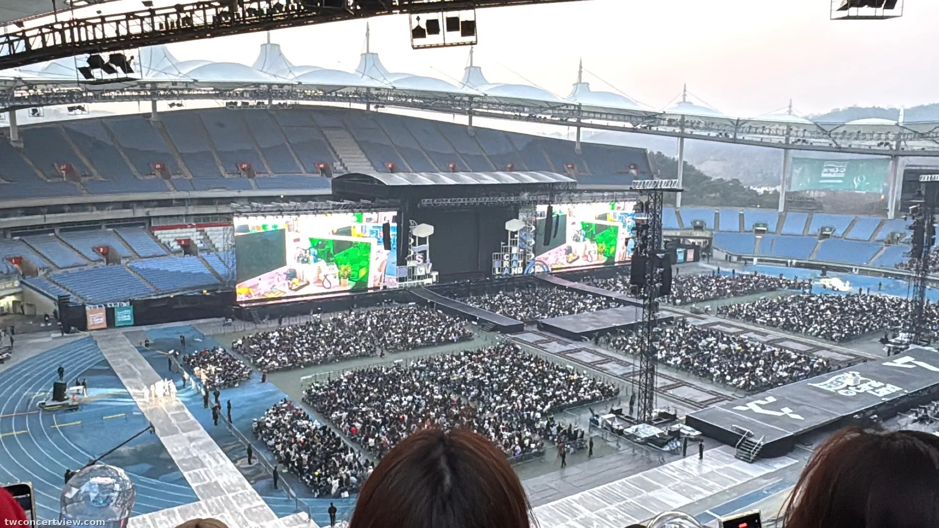 仁川文鶴競技場 E62 Row 12, Seat 2 seat view - SEVENTEEN 9th CARAT LAND