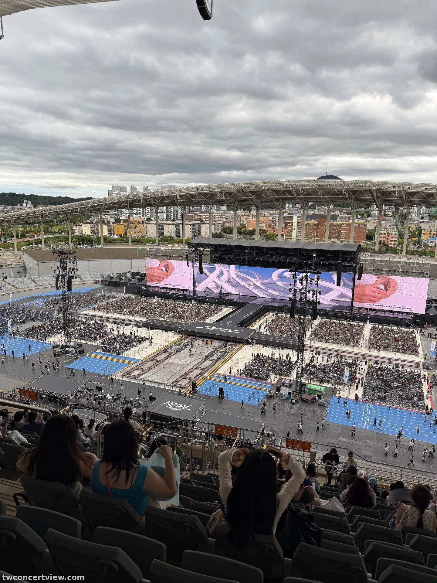 仁川亞運主體育場 59 구역 19열20번 좌석 시야 사진 - SEVENTEEN WORLD TOUR ［NEW_］ IN INCHEON