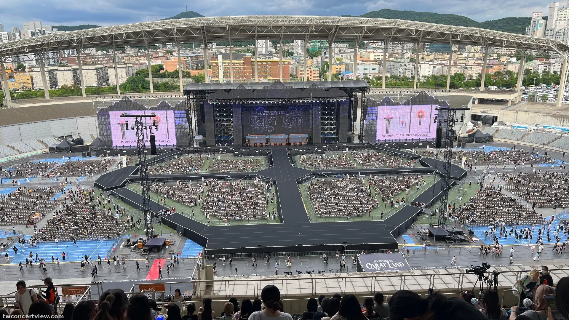 仁川亞運主體育場 63 구역 15열13번 좌석 시야 사진 - 2026 SVT 10TH FAN MEETING <SEVENTEEN in CARAT LAND>