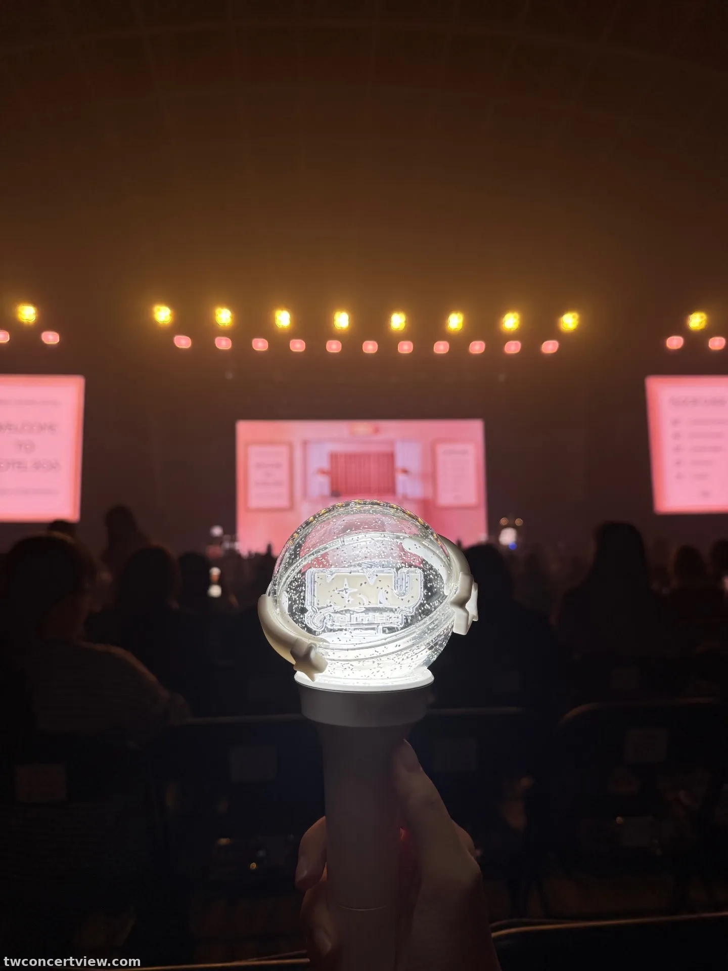 天母體育館 C 區 後排左號 視野照片 - kyuhyun fanmeeting hotel 203