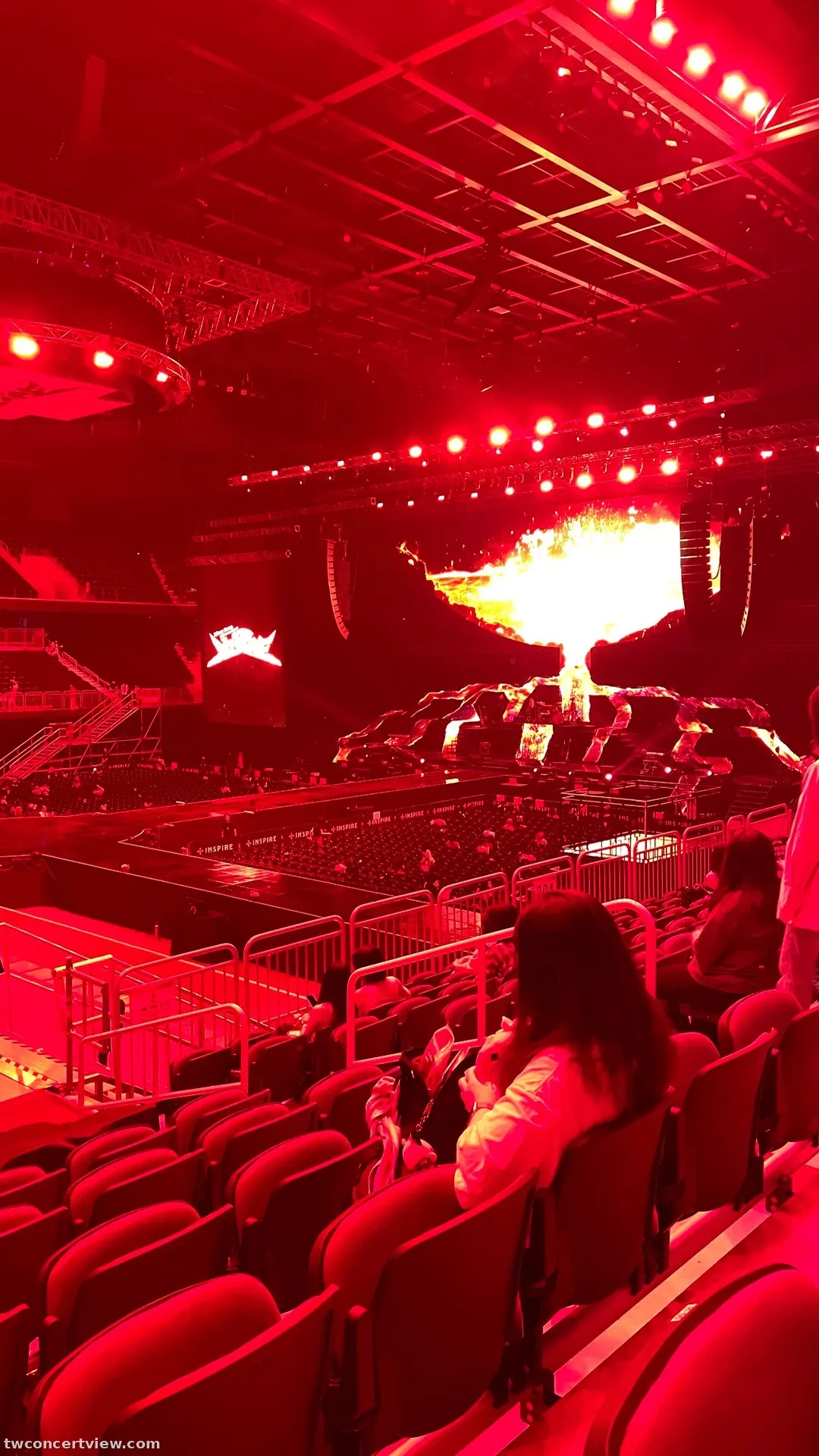 Inspire Arena 309 โซน แถว J ที่นั่ง 7 ภาพวิวที่นั่ง - Xdinary Heroes 2026 Summer Special <The Xcape>