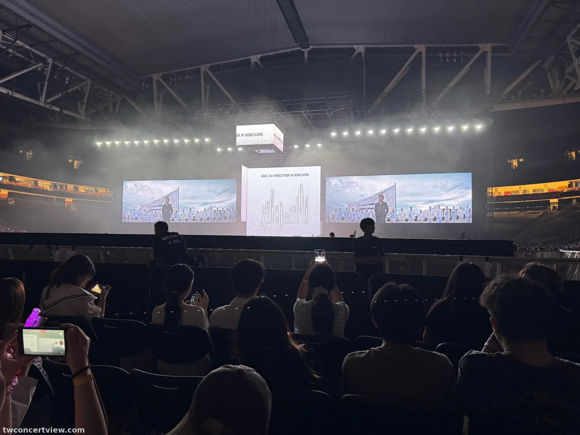 香港啟德主場館 (Kai Tak Main Stadium) H 區 前排右號 視野照片 - I-DLE