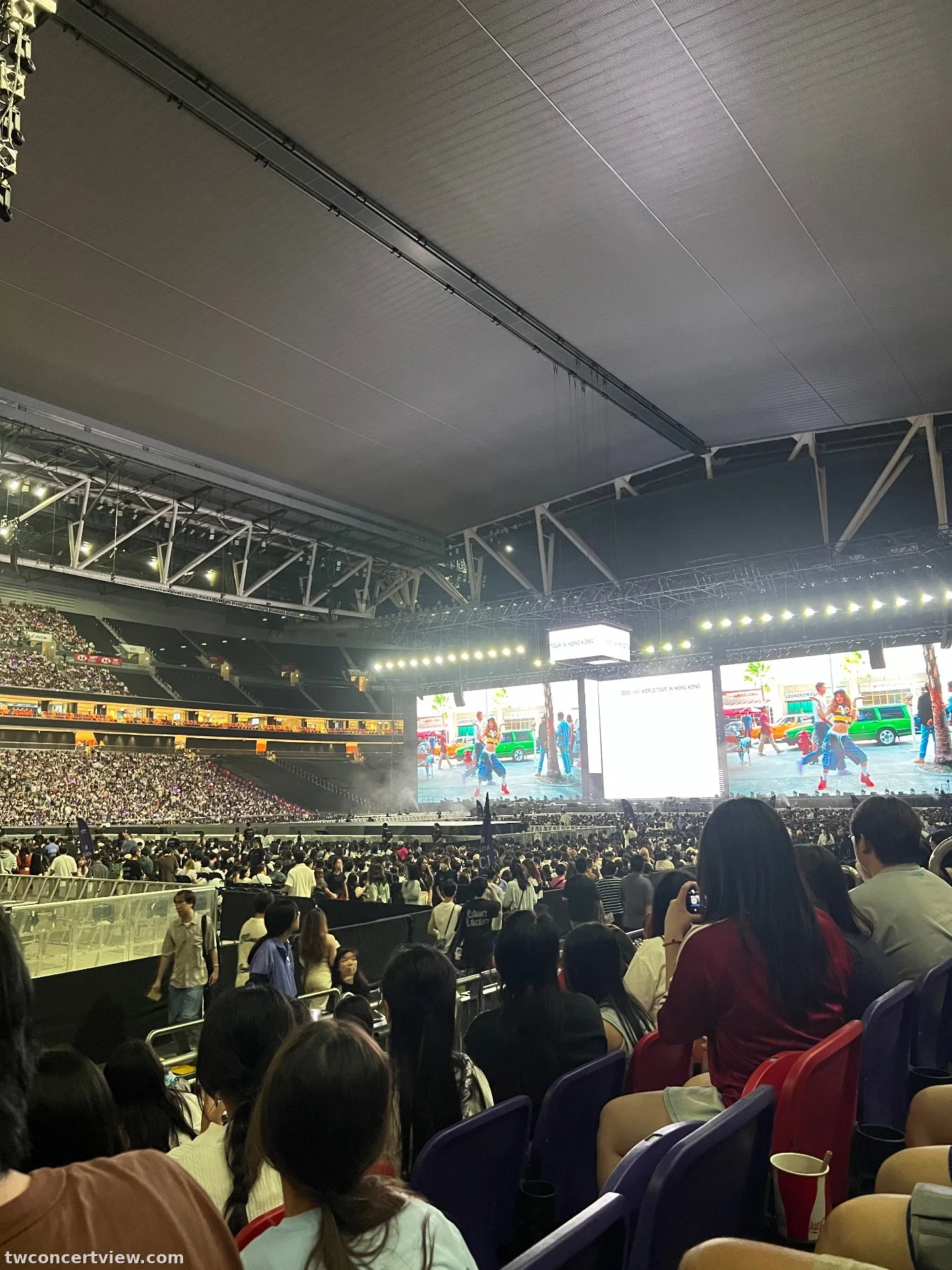 啓徳メインスタジアム (香港) 24 E列254番 座席からの眺め - I-dle