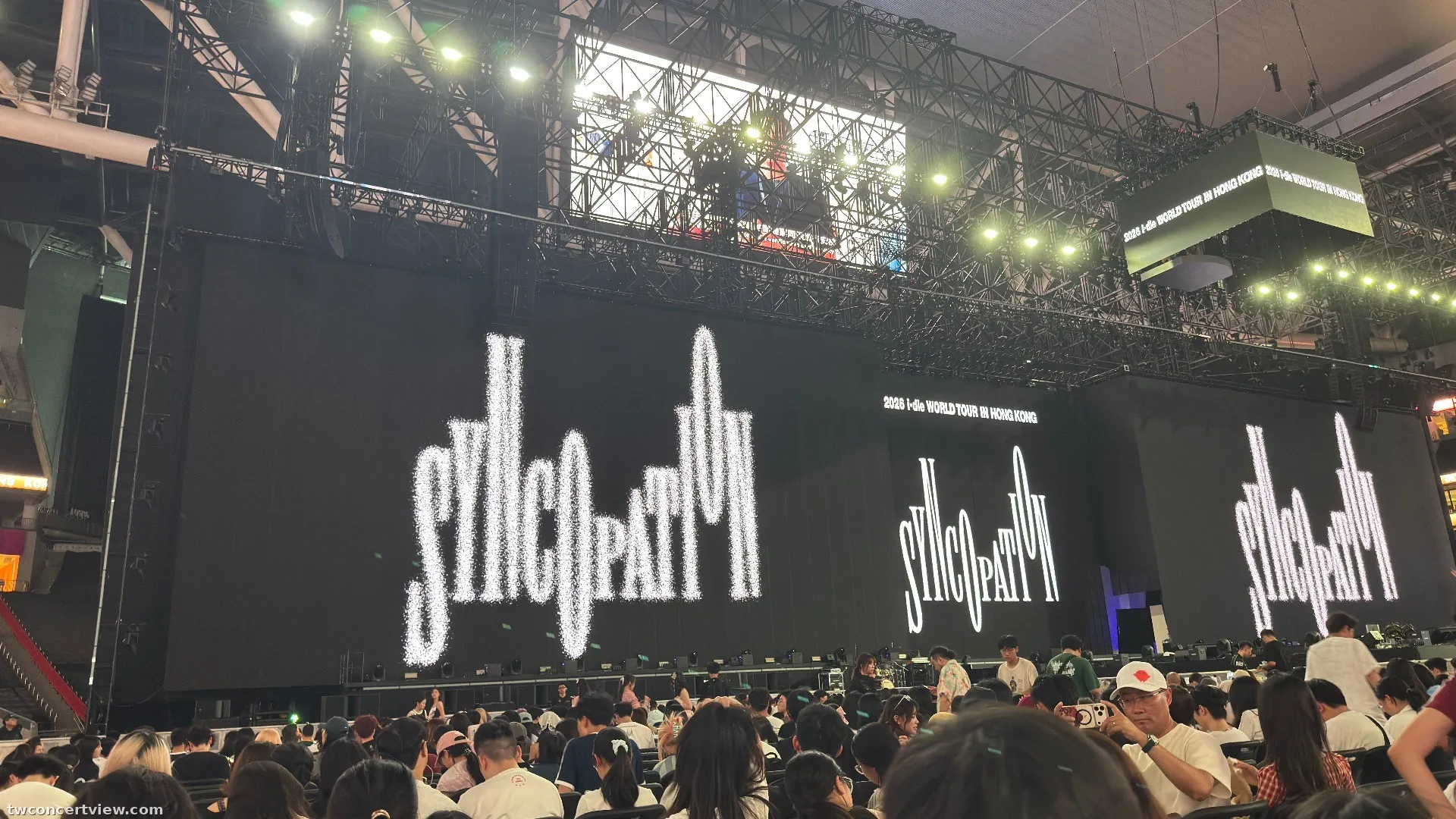 香港啟德主場館 (Kai Tak Main Stadium) A 區 後排左號 視野照片 - i-dle SYNCOPATION in Hong Kong