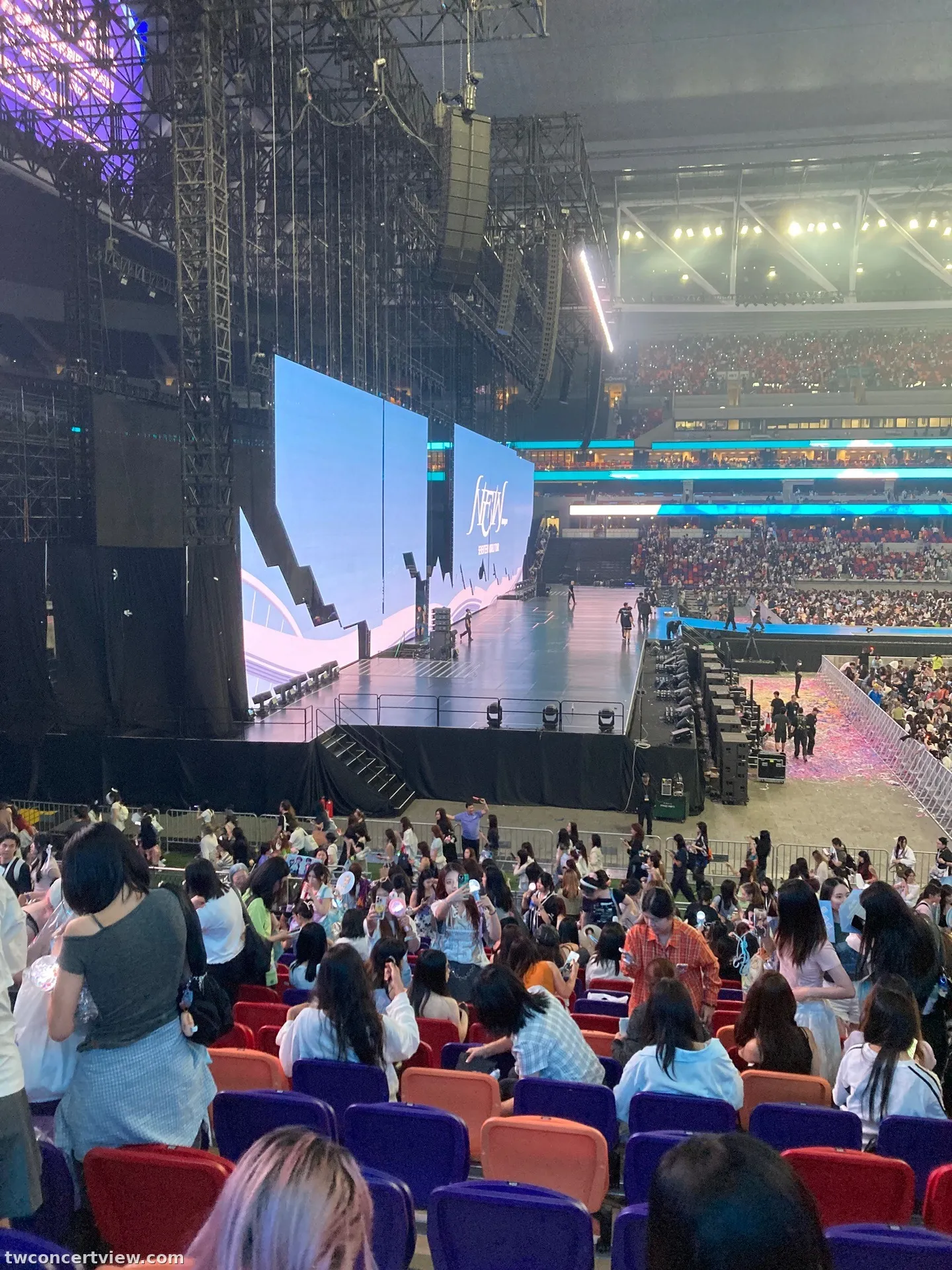 香港啟德主場館 (Kai Tak Main Stadium) 74 區 Z行排223號號 視野照片 - SEVENTEEN NEW_ IN HK
