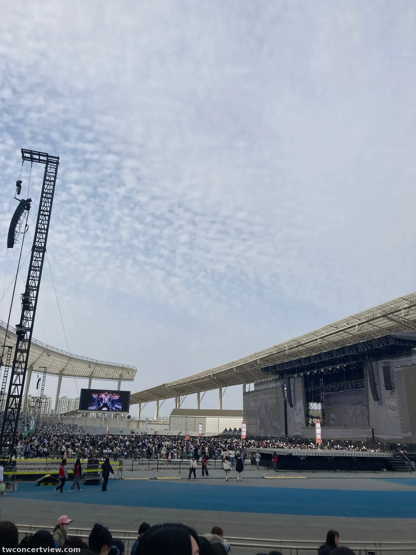 仁川亞運主體育場 S9 Row 11排, Seat 13號 seat view - SEVENTEEN FOLLOW AGAIN