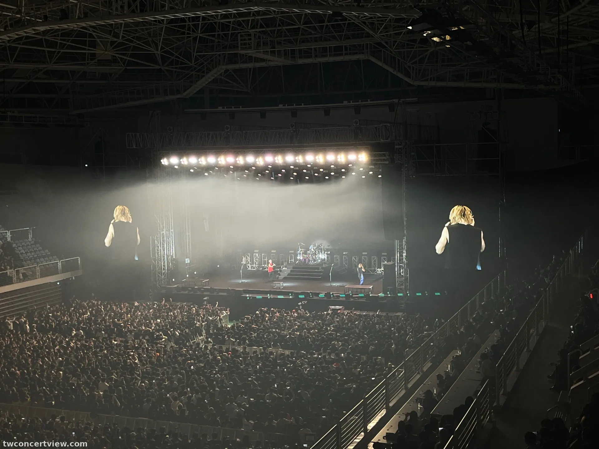 Korea University Hwajeong Gymnasium (Tiger Dome) B Row 16, Seat 26 seat view - ONE OK ROCK Luxury Disease Asia Tour