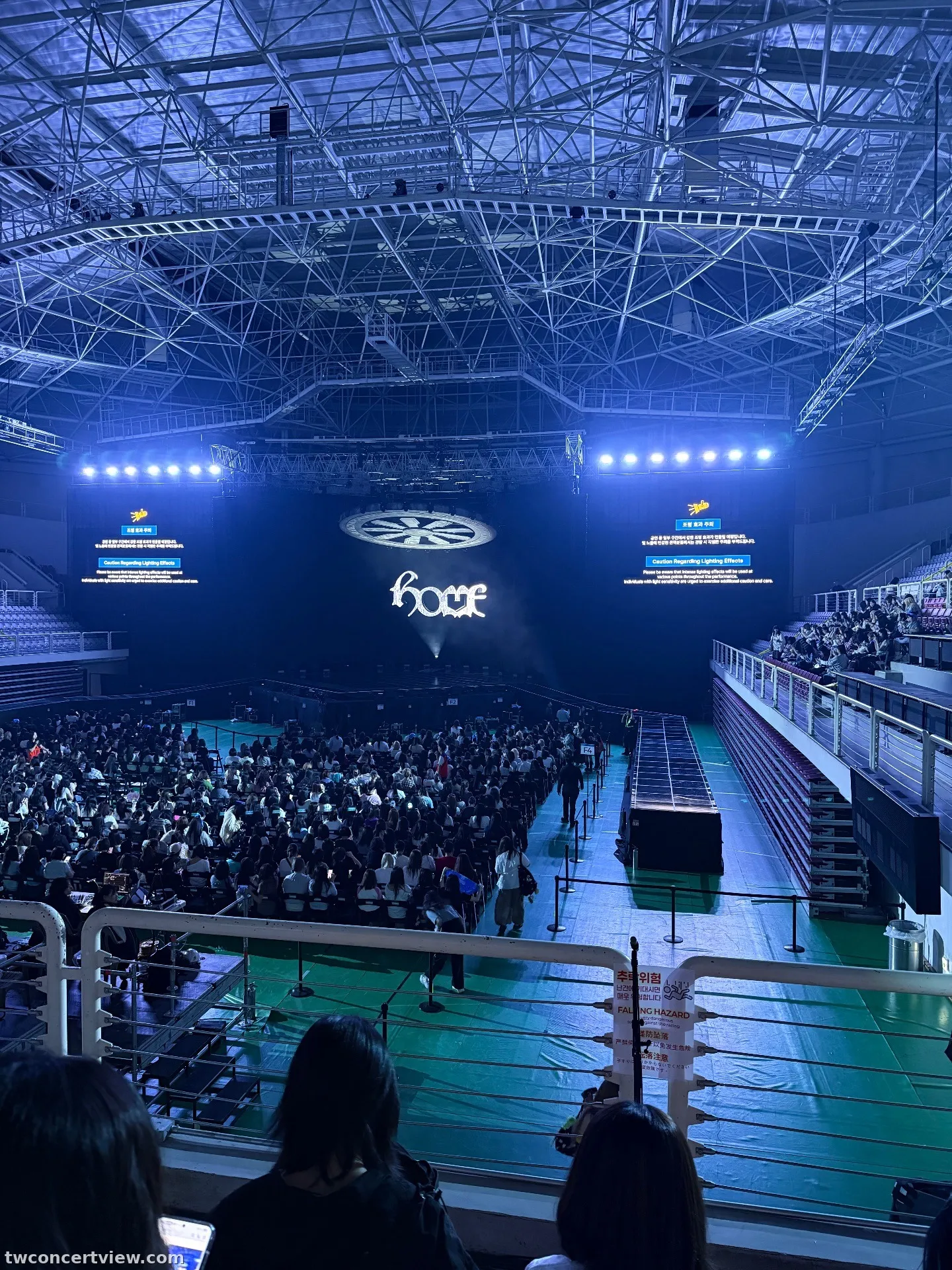 高麗大学 化汀体育館 (Korea University Hwajeong Gymnasium / Tiger Dome) B 4列4番 座席からの眺め - BOYNEXTDOOR COMEBACK SHOWCASE