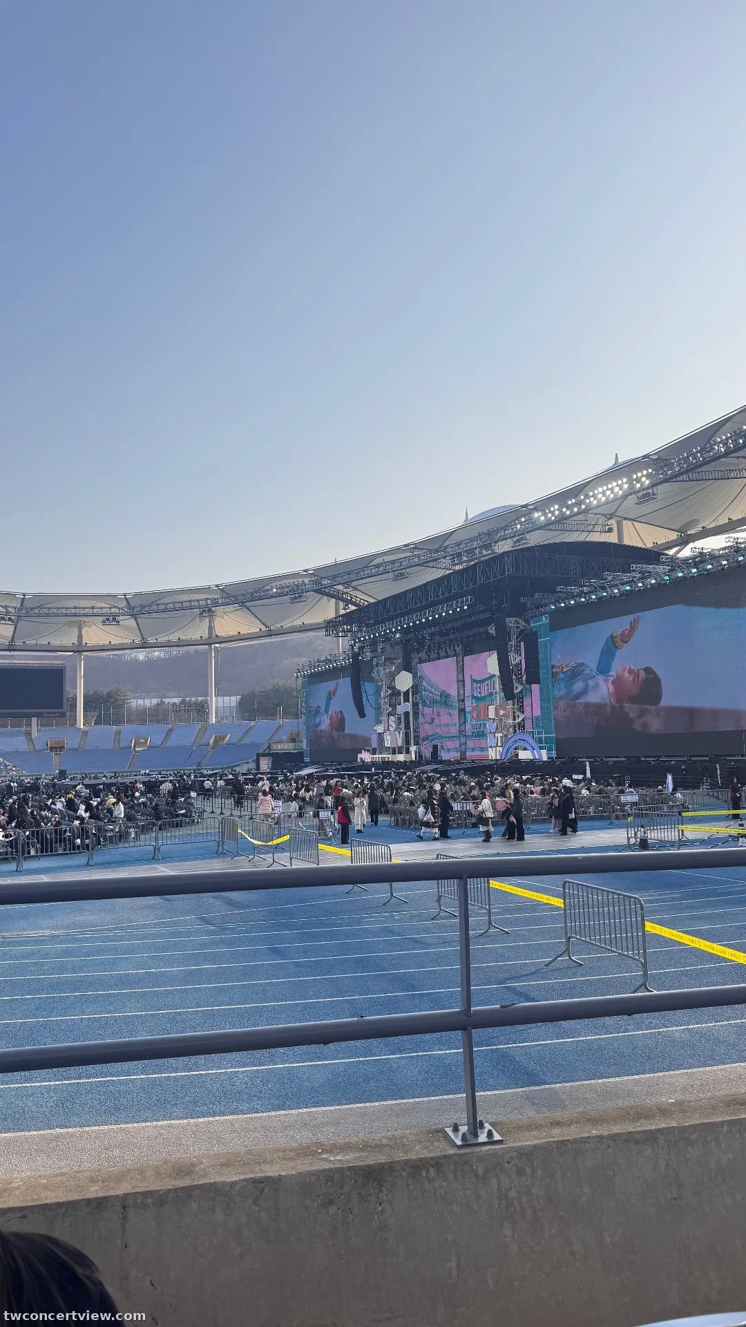 仁川文鶴競技場 (Incheon Munhak Stadium) N4 3列20番 座席からの眺め - 2025 Carat Land