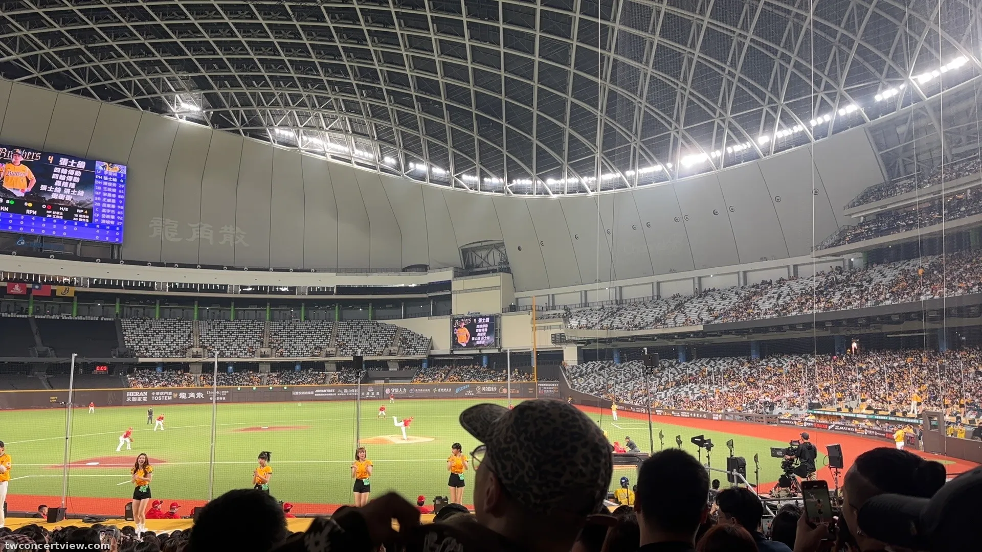 Taipei Dome (Baseball Mode) 116 Zona Baris 23, Kursi 15 foto pemandangan kursi - 2026 Channel B棒球音樂季