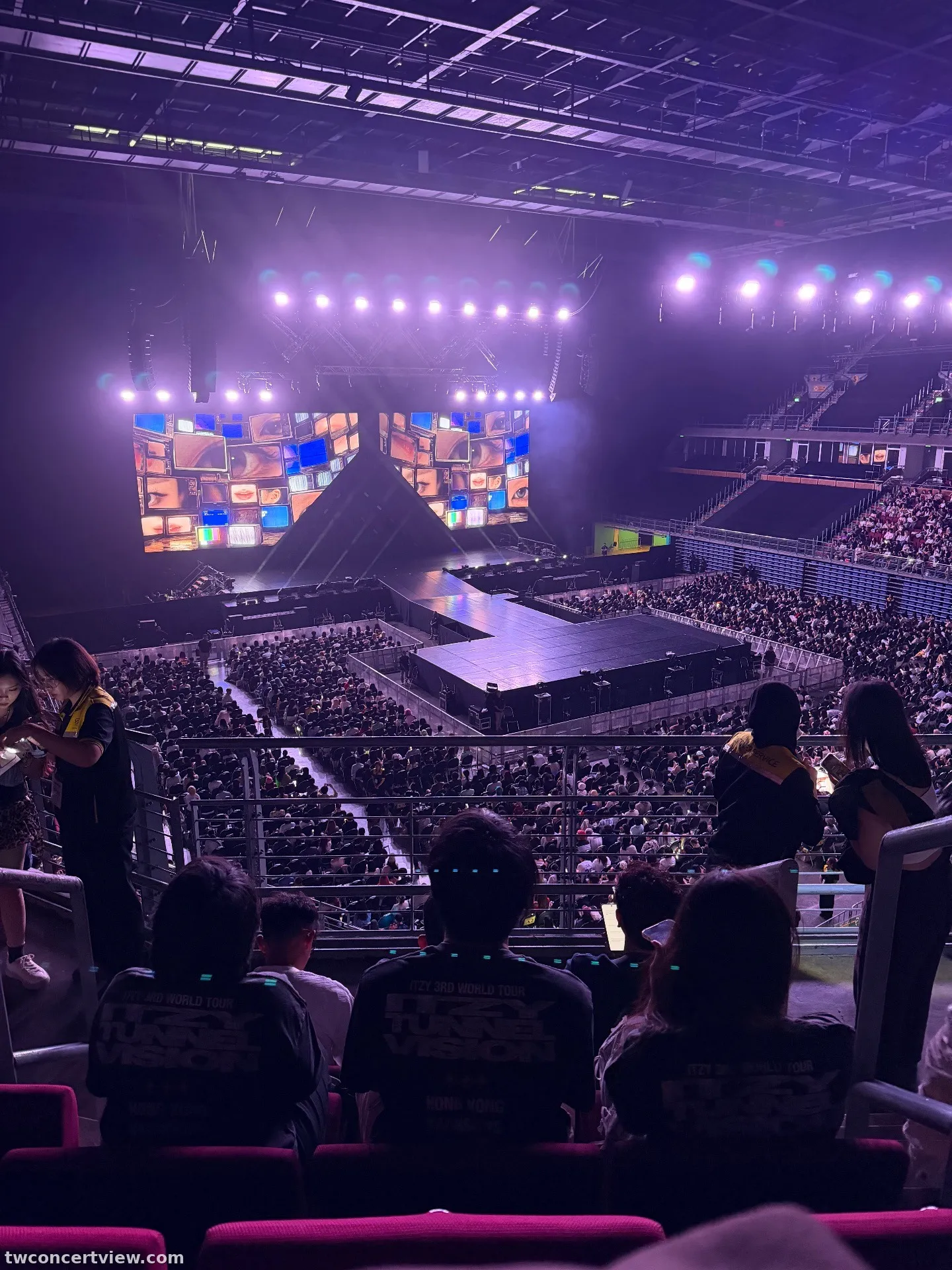IMPACT Arena H 區 D排04號 視野照片 - ITZY